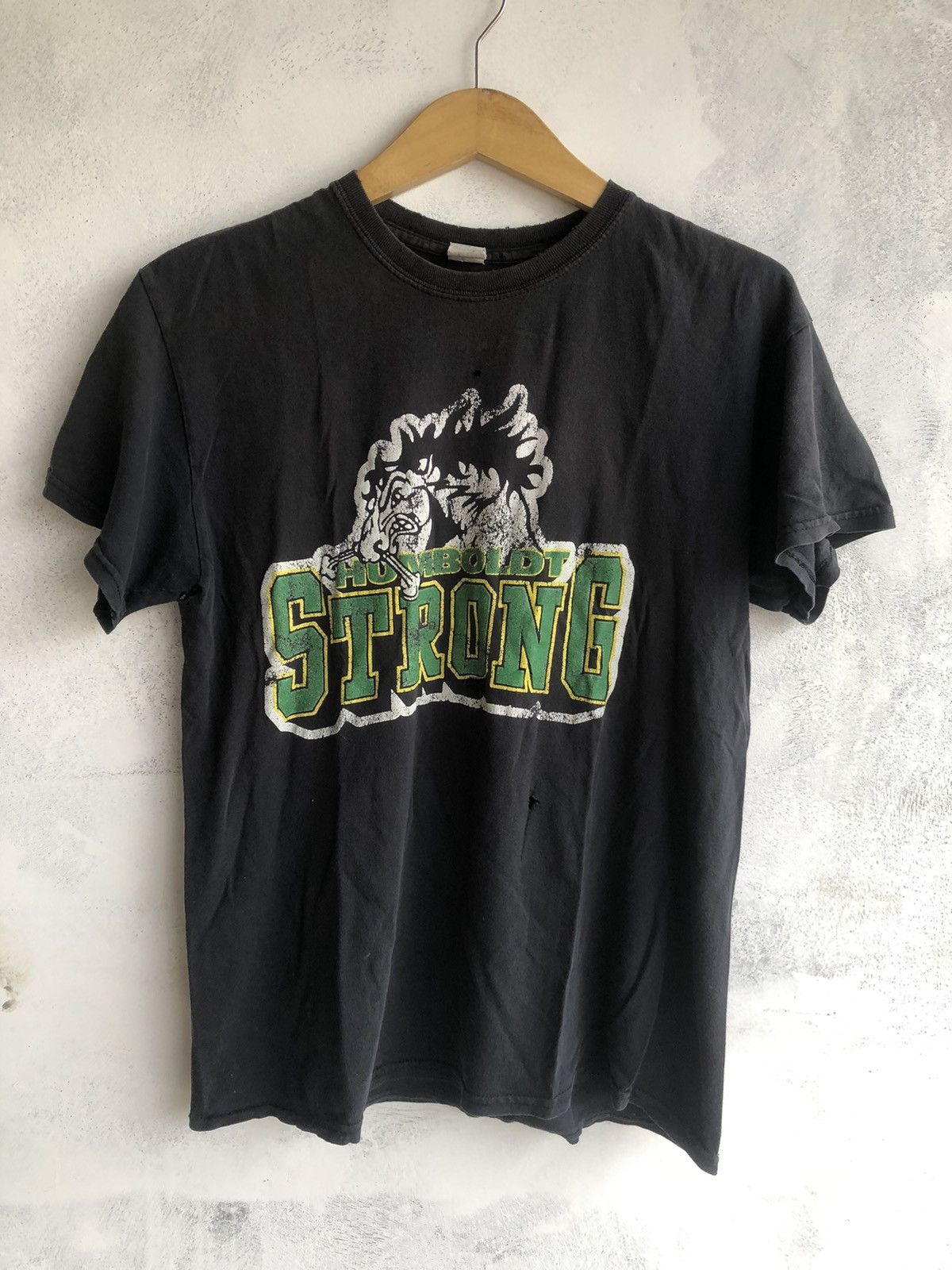 Band Tees × Gildan × Japanese Brand Humboldt Strong Graphic Tshirt Tee Size US M / EU 48-50 / 2 - 1 Thumbnail