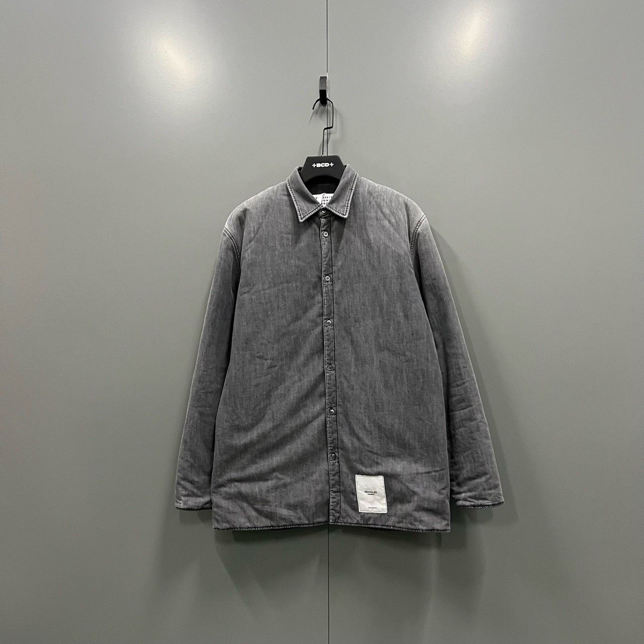 Maison Margiela Maison Margiela Size 39 Gray applique logo jacket size 39 2 Size US XXS / EU 40 - 1 Thumbnail