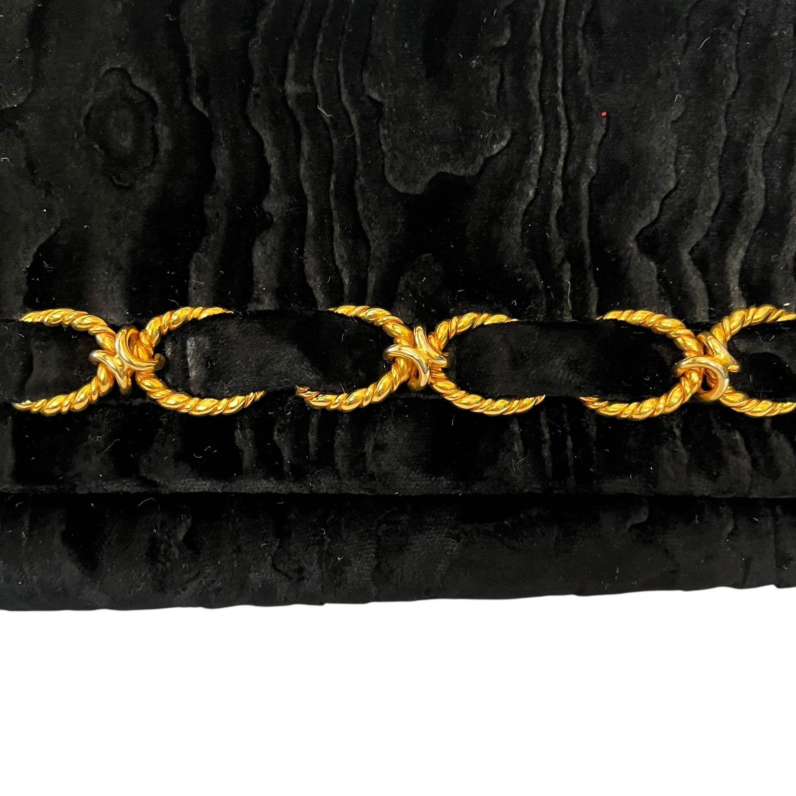 Vintage Vintage Rodo Black Moire Velvet Chainlink Evening Bag Size ONE SIZE - 8 Thumbnail