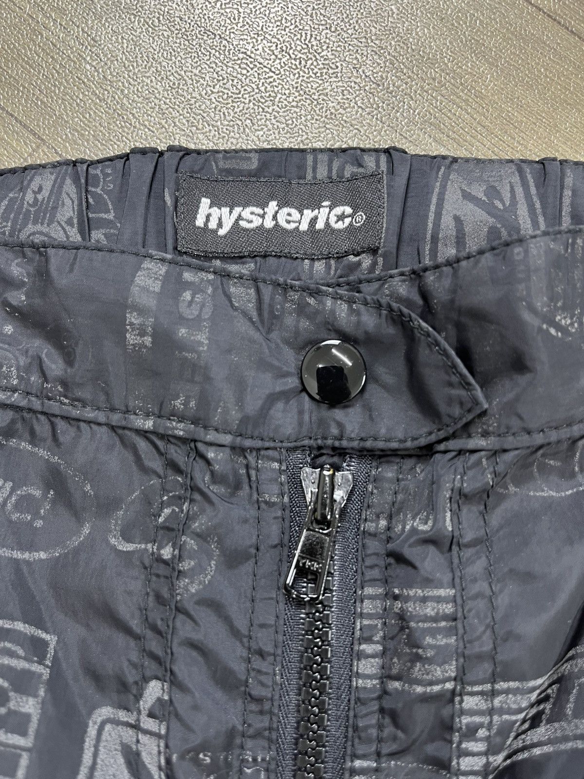 Hysteric Glamour Vintage 90’s Hysteric Glamour Fullprint Nylon Pants Size US 27 - 9 Thumbnail