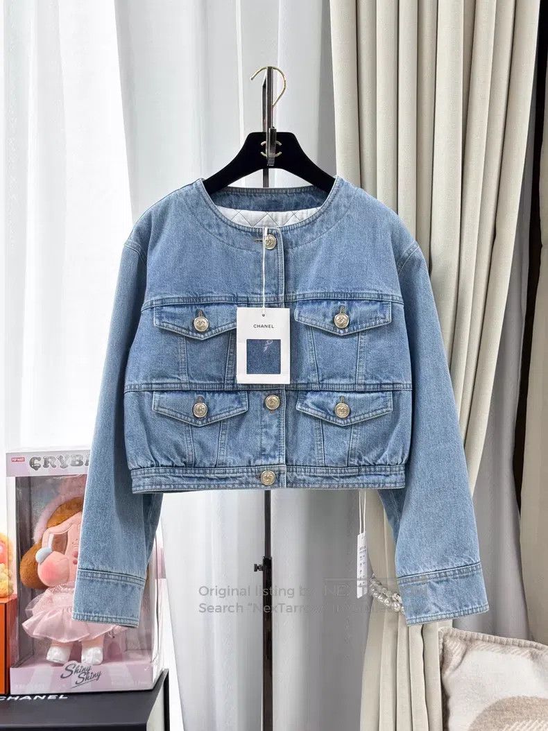 Chanel Chanel 20B blue denim cotton short jacket Size XS / US 0-2 / IT 36-38 - 1 Thumbnail