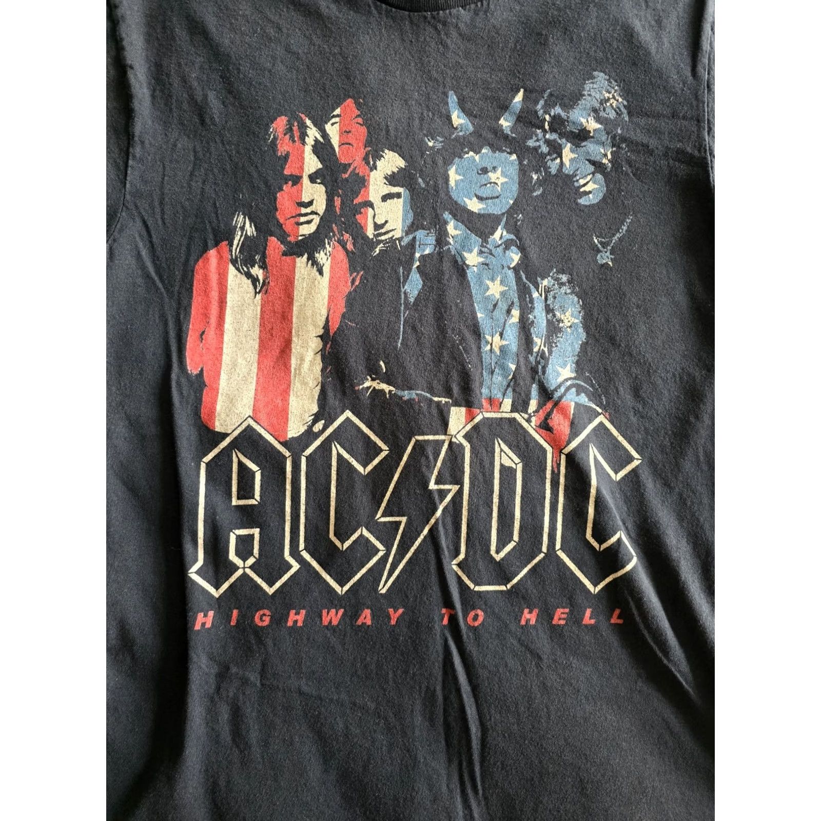Fruit Of The Loom AC/DC black T-shirt Band Mens Small Crew Neck Short Sleeve Cotton American Flag 90s Theme Mens Size US S / EU 44-46 / 1 - 3 Thumbnail