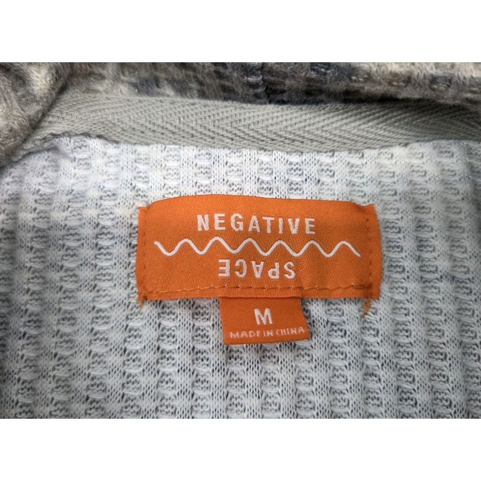 Vintage Negative Space Hoodie Mens M NWT Camo Waffle Knit Pullover Size Size US M / EU 48-50 / 2 - 3 Thumbnail