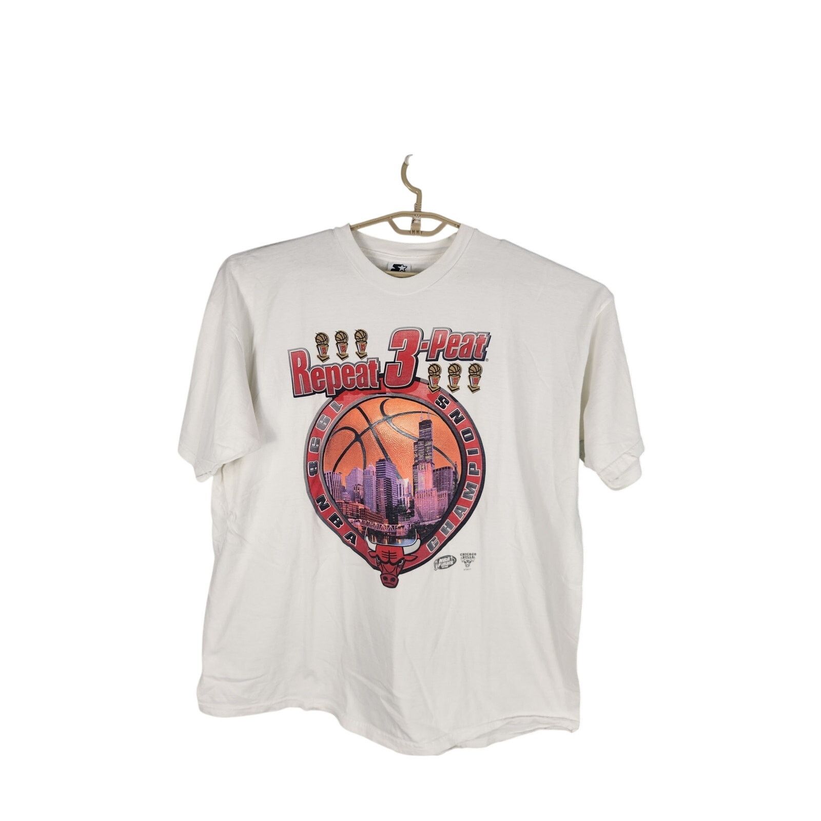 Starter Vintage 1998 Chicago Bulls 3 Peat T Men's 2X Size US XXL / EU 58 / 5 - 1 Thumbnail