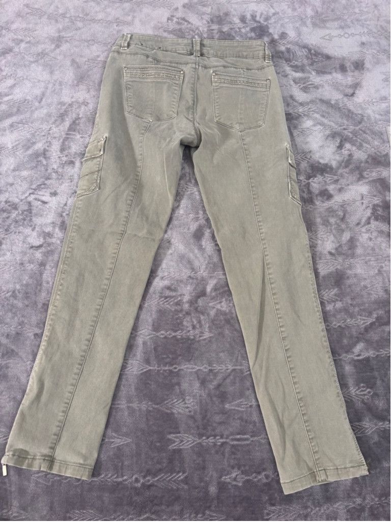 White House Black Market Women's White House Black Market Green Cargo Pants Size 2R Size 28" / US 6 / IT 42 - 12 Thumbnail