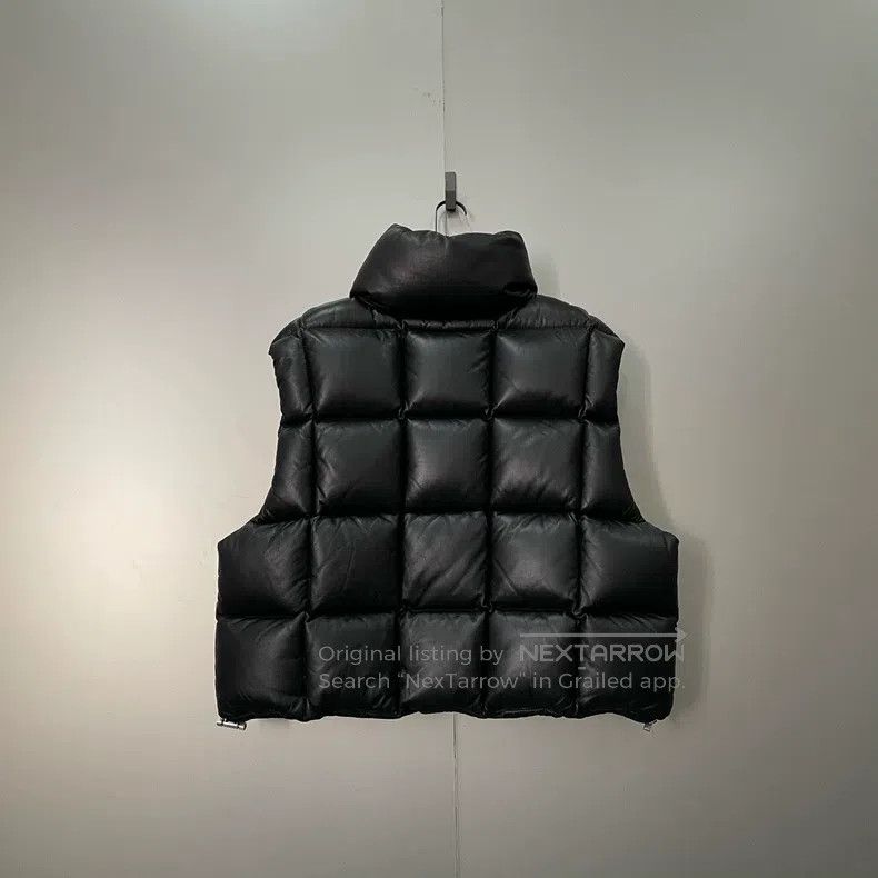 Givenchy Givenchy Black Embossed Magic Tape Puffer Vest Size Size US M / EU 48-50 / 2 - 2 Thumbnail