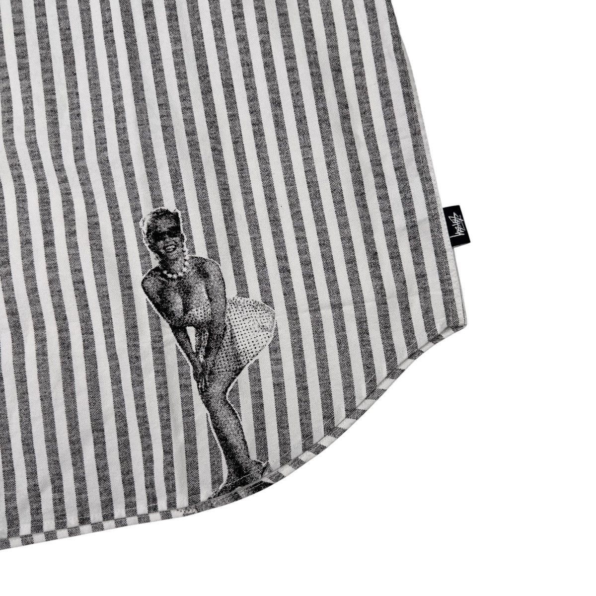 Stussy Stussy Button Down Short Sleeve Pin Up Girl Striped Shirt Size US M / EU 48-50 / 2 - 2 Thumbnail