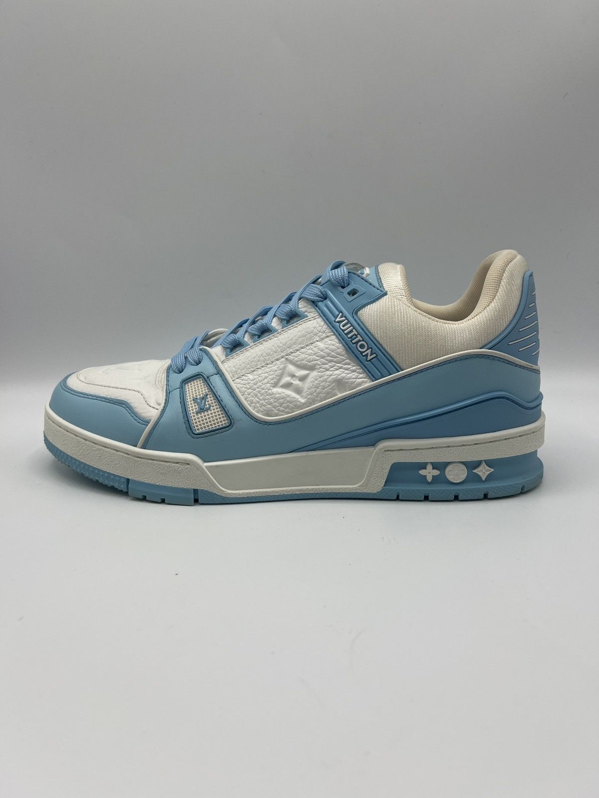 Louis Vuitton Sky Blue Trainers LV8 (PreOwned) (No Box)
