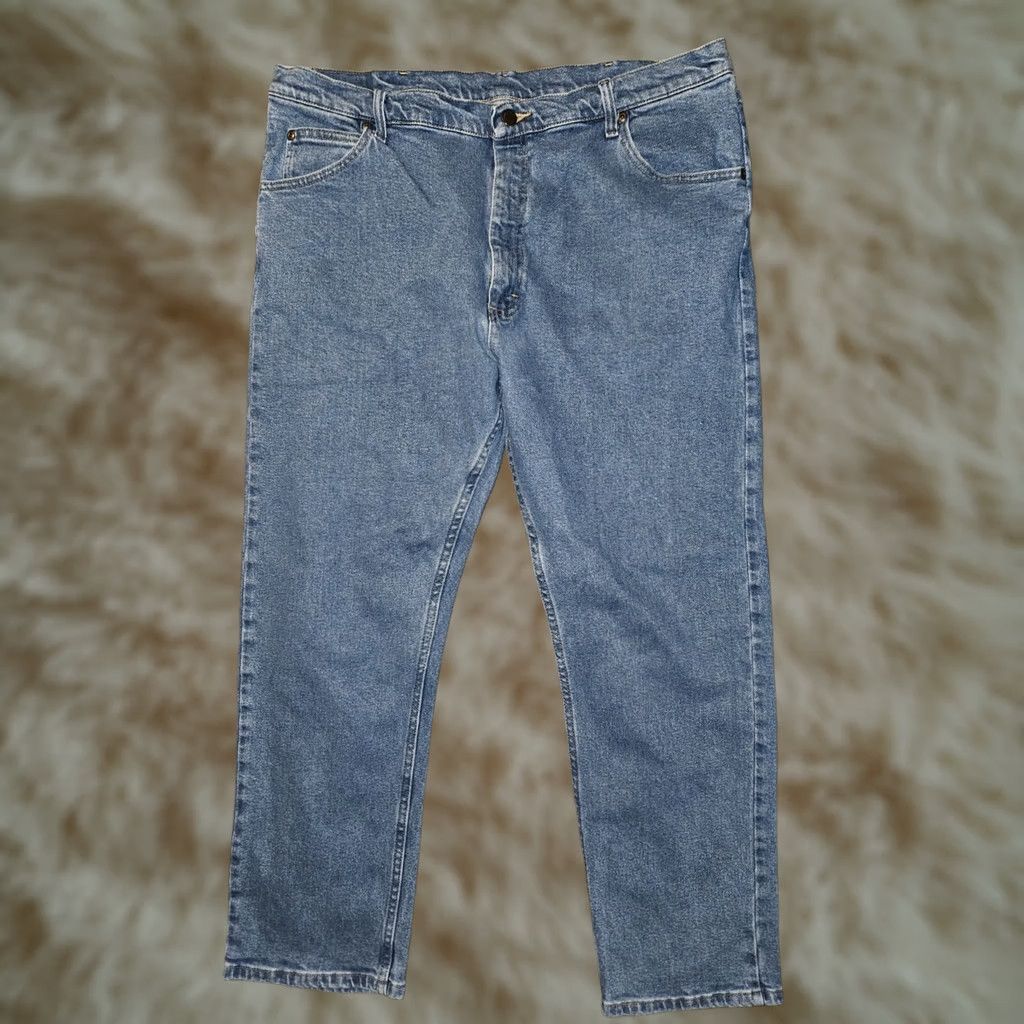 Wrangler Wrangler Jeans Men 5-Pocket Denim Straight Leg Blue 40x30 Regular Fit USA Cowboy Workwear Mens Size US 40 / EU 56 - 1 Thumbnail
