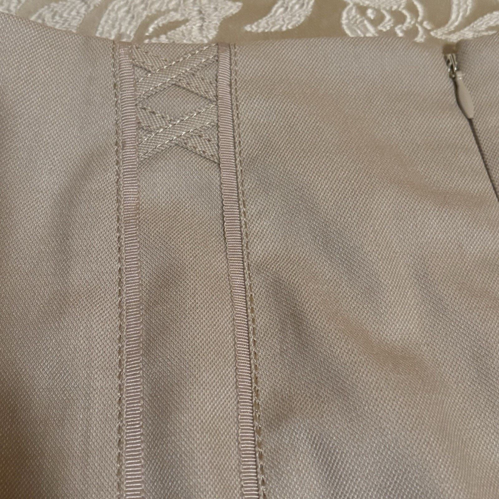 White House Black Market White House Black Market Beige Skirt Double Striping - Sz 6P Size 28" / US 6 / IT 42 - 7 Thumbnail