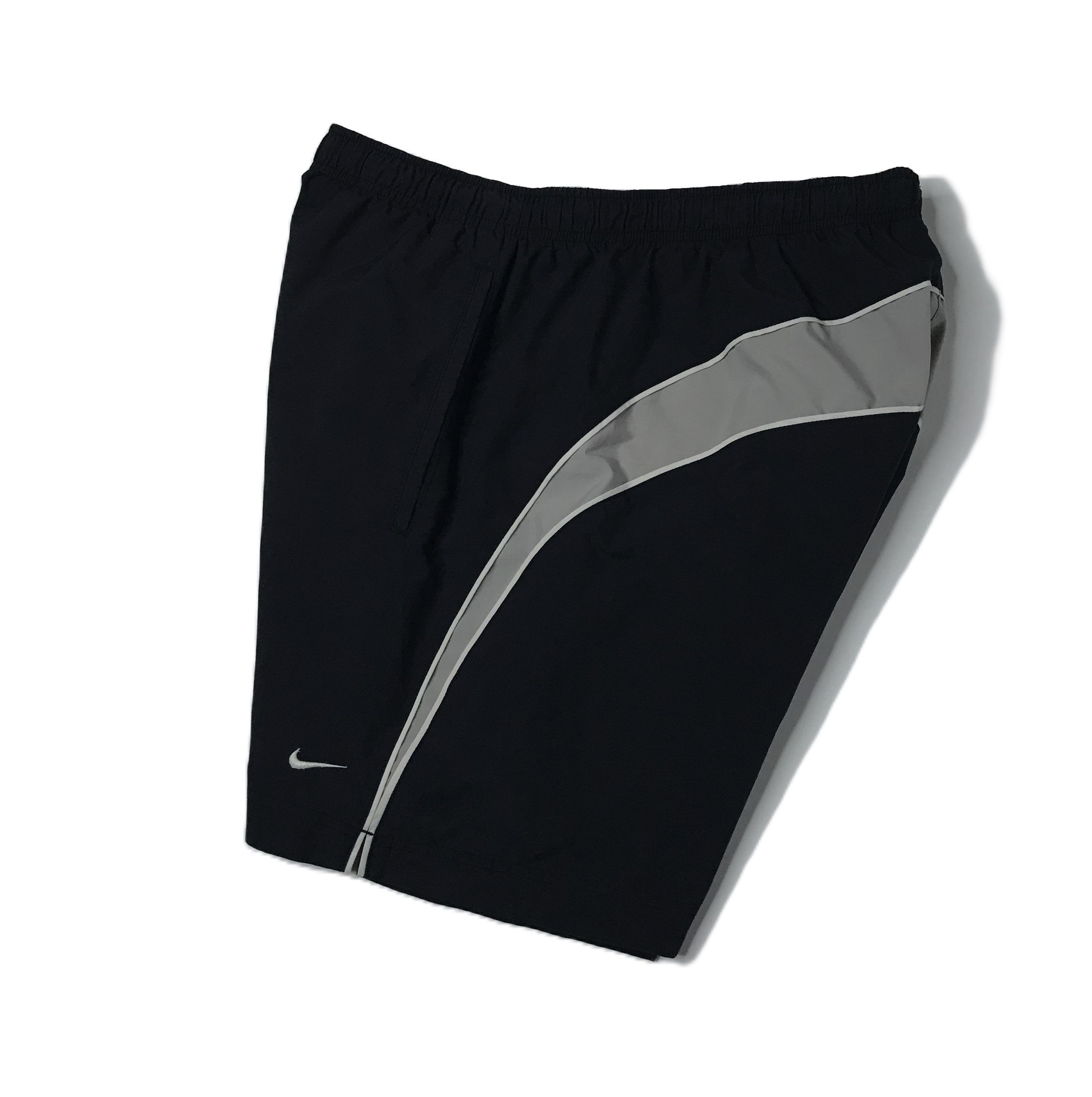 Nike Nike Vintage Shorts Trunks Swim Sz L Black Size US 34 / EU 50 - 2 Thumbnail