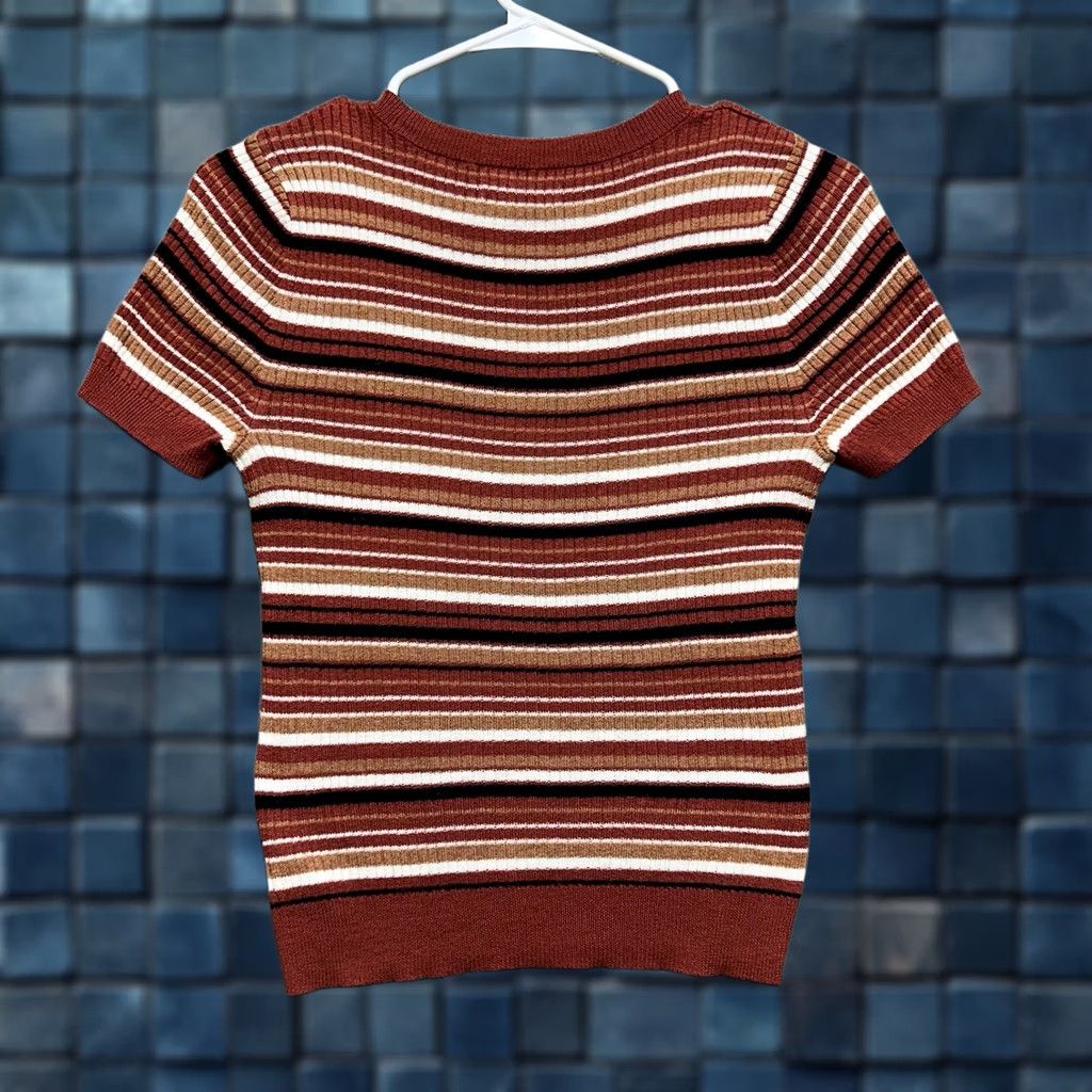 American Eagle Outfitters American Eagle Outfitters Shirt Womens Small Red Multi-stripe Fitted Ribbed T-Shirt Stretch Size S / US 4 / IT 40 - 1 Thumbnail