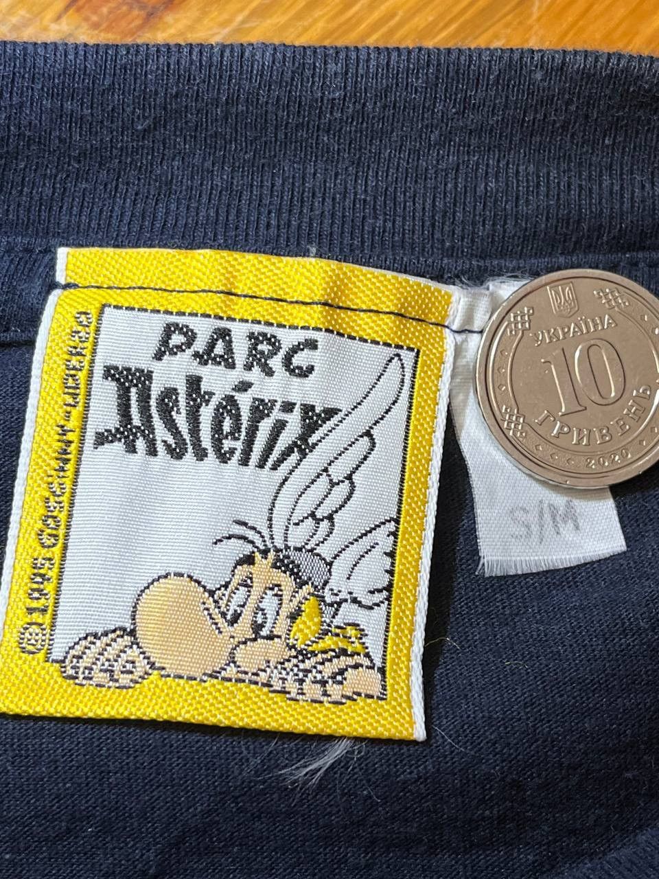 Vintage Vintage Parc Asterix cartoon tee Size US M / EU 48-50 / 2 - 4 Thumbnail