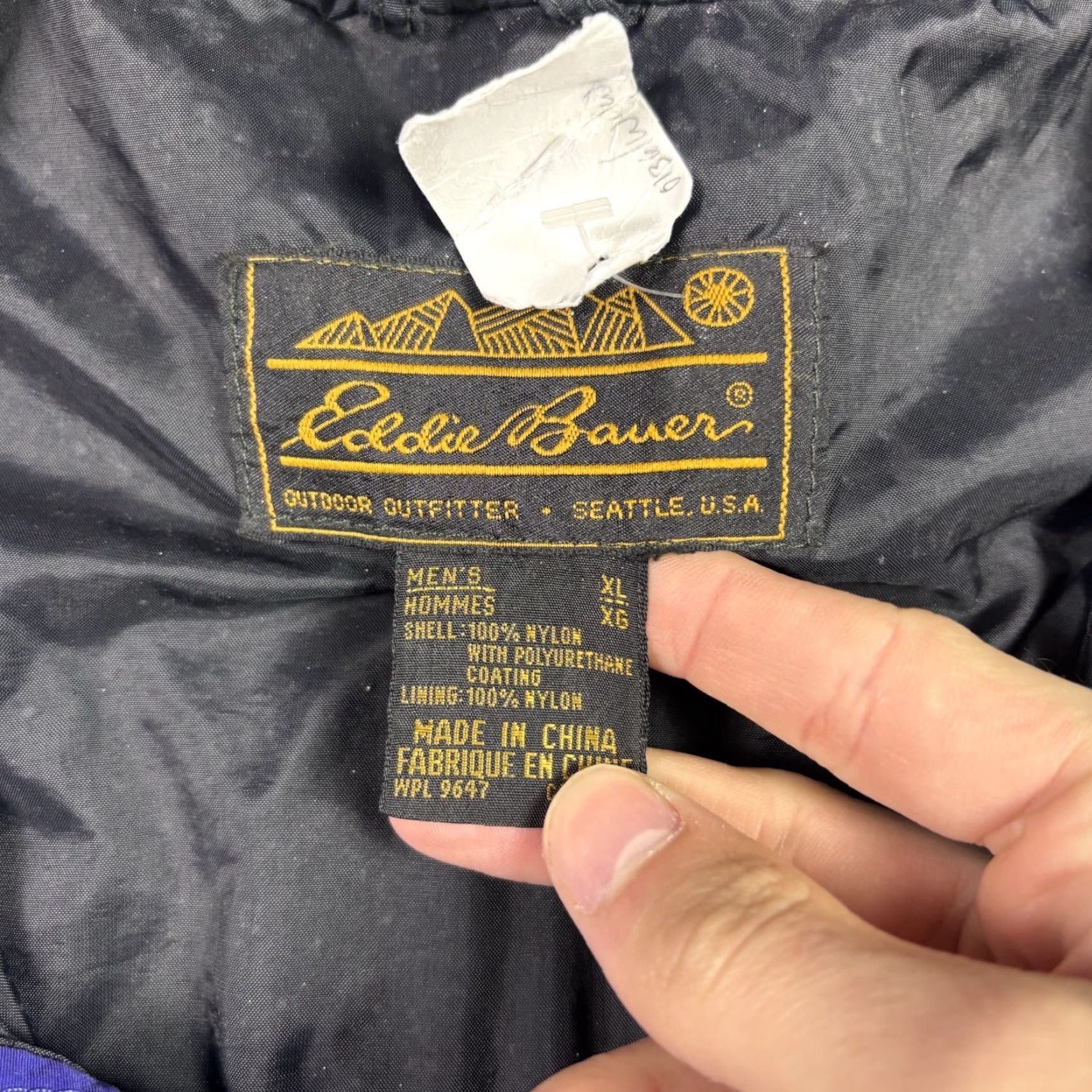Eddie Bauer VINTAGE Eddie Bauer Jacket Windbreaker Full Zip XL Blue USA Windbreaker Mens 80s Nylon Softshell Skiing Travel Size US XL / EU 56 / 4 - 7 Thumbnail
