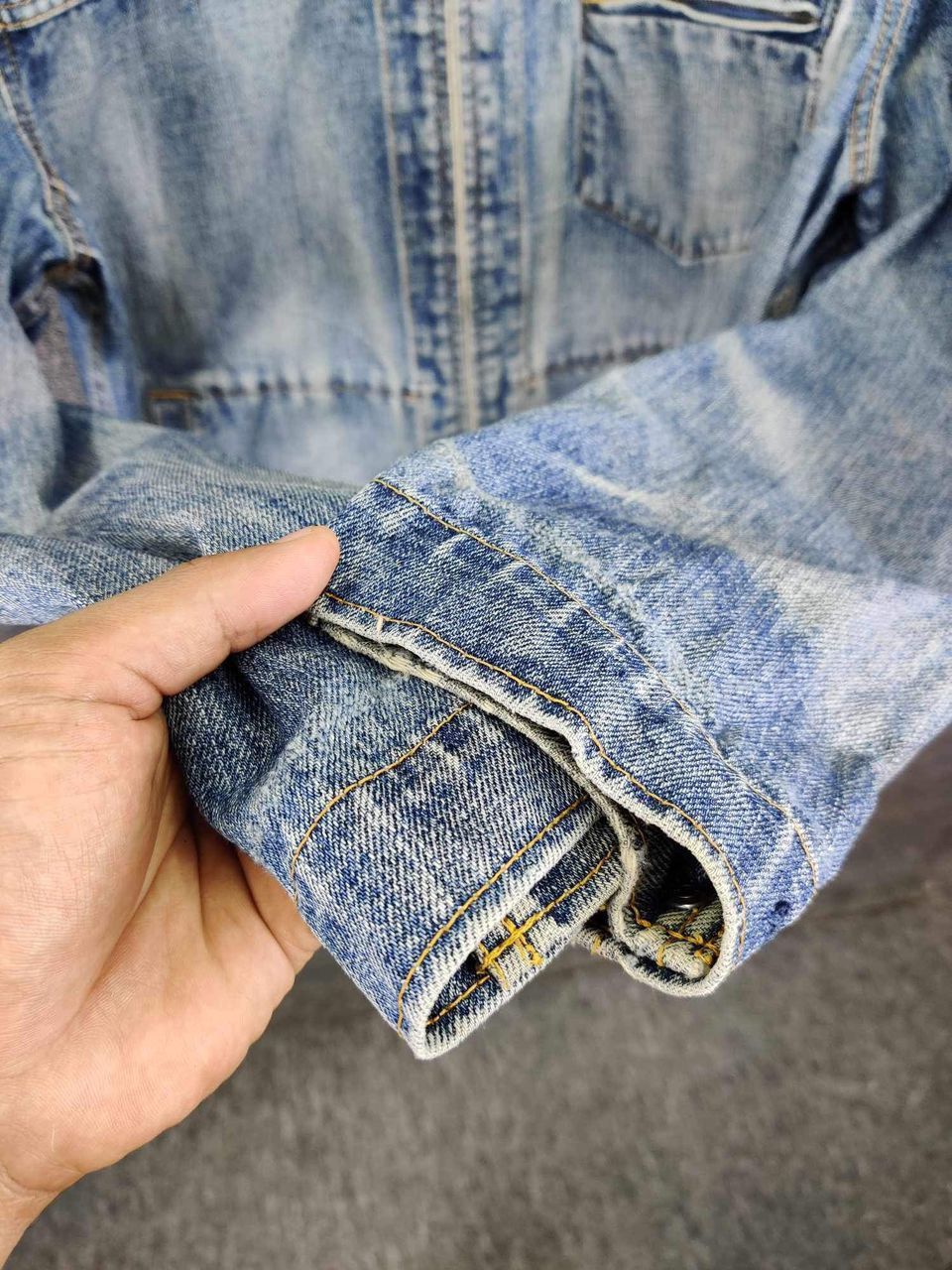 Uniqlo Vintage Thrashed Uniqlo Distressed Zipper Denim Jacket Size US XL / EU 56 / 4 - 12 Thumbnail