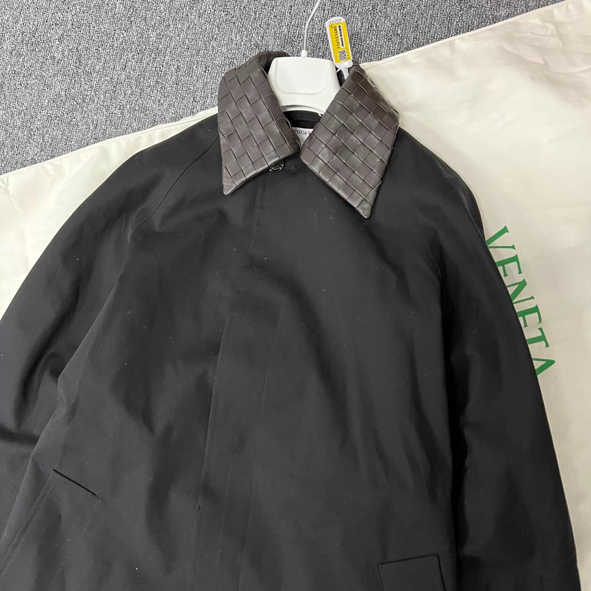 Bottega Veneta BV 25 Mixed Leather Woven Collar Black Coat Size XS / US 0-2 / IT 36-38 - 3 Thumbnail