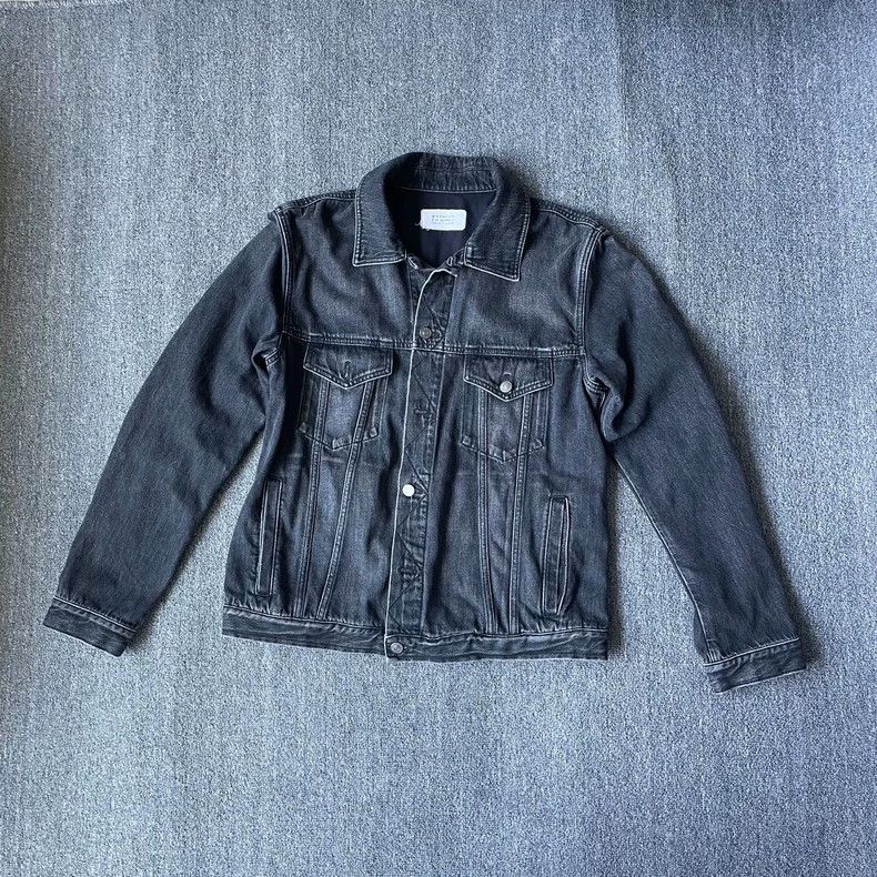 Givenchy Givenchy White Logo Denim Jacket - dmc Size US XL / EU 56 / 4 - 1 Thumbnail