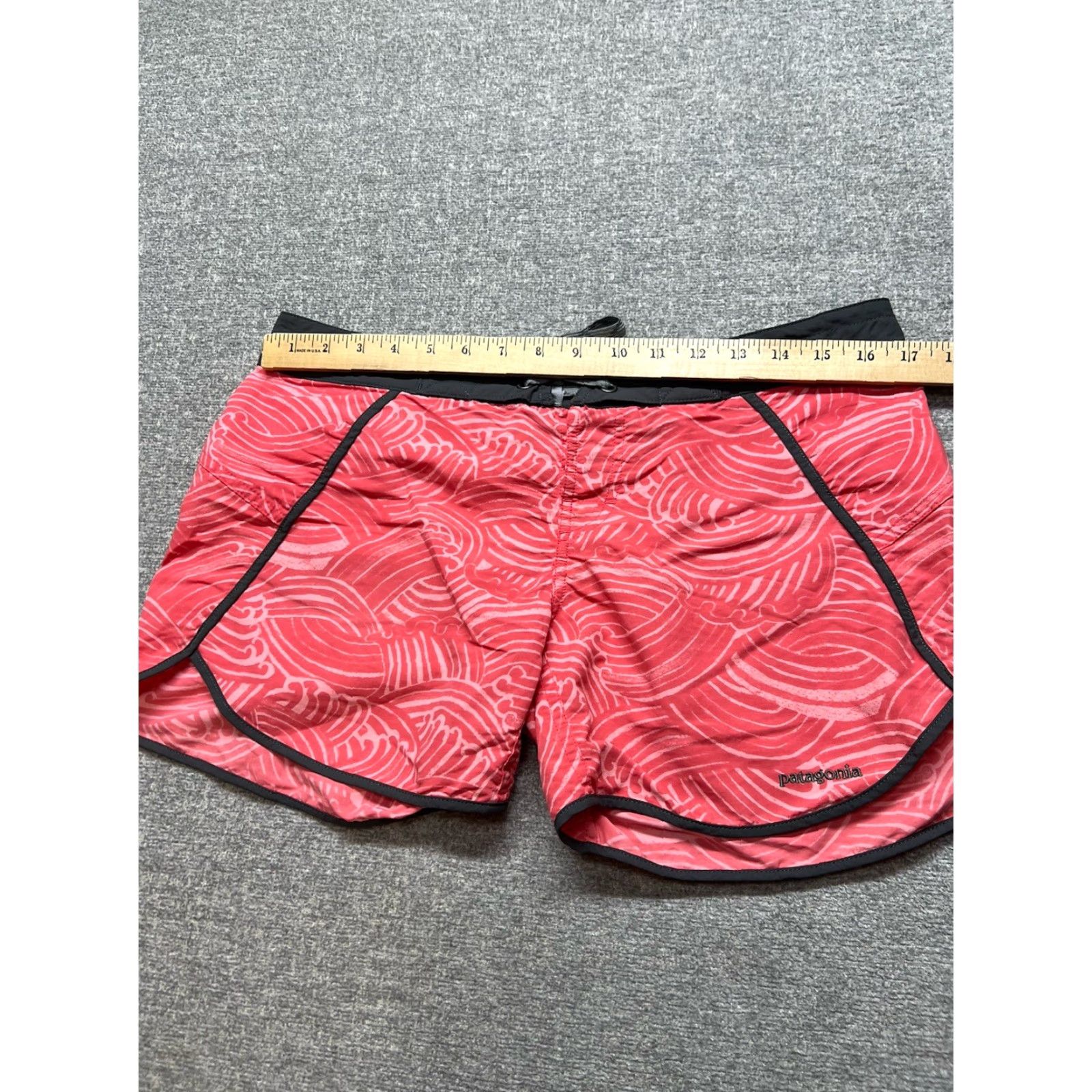 Patagonia Patagonia Womens Shorts 8 Red Nylon Casual Shorts Outdoor Everyday Belted Chino 5in Inseam Regular Womens Size 30" / US 8 / IT 44 - 4 Thumbnail