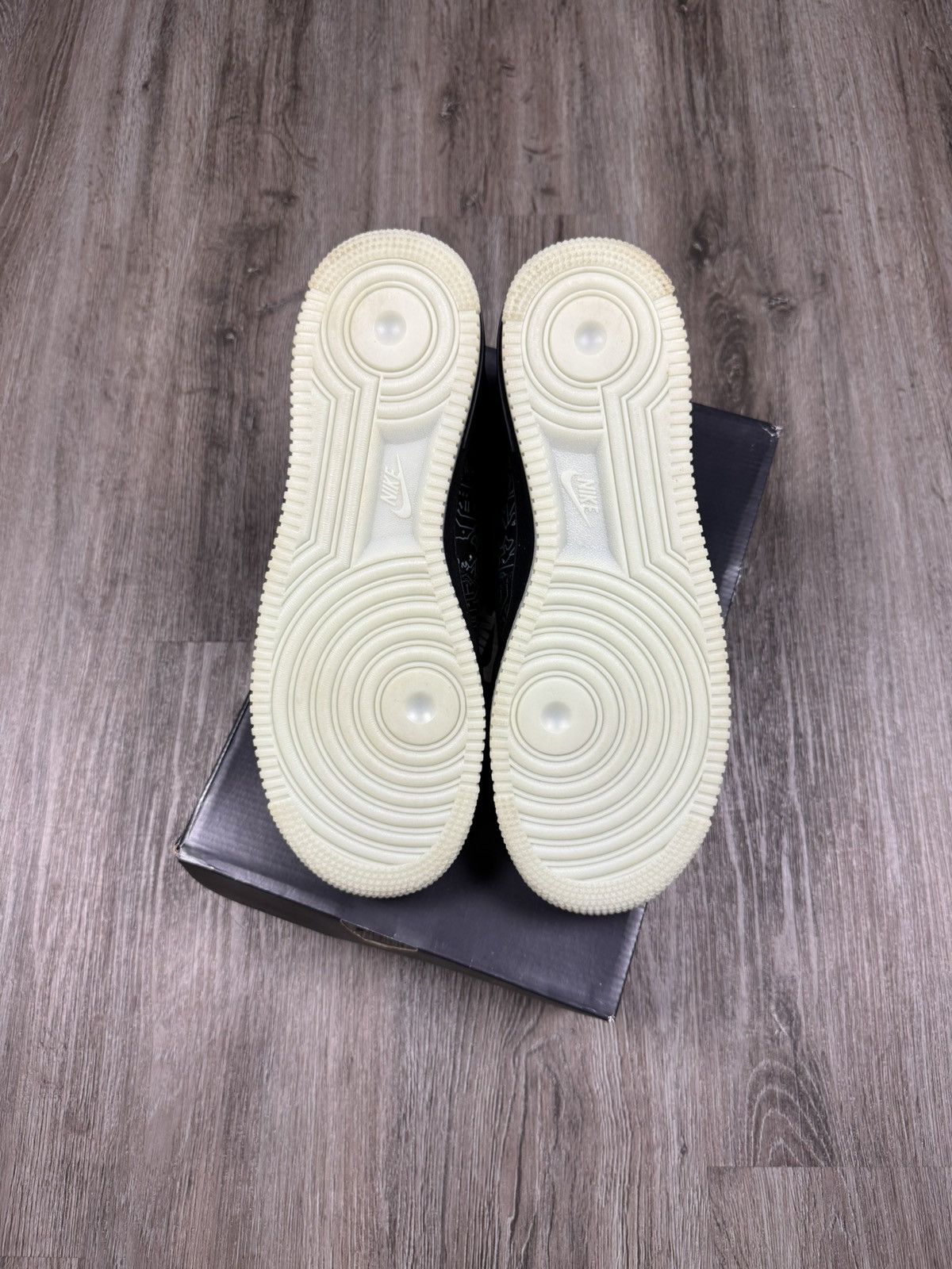 Nike Nike Space Jam x Air Force 1 '07 Computer Chip Size 10 Size US 10 / EU 43 - 5 Thumbnail
