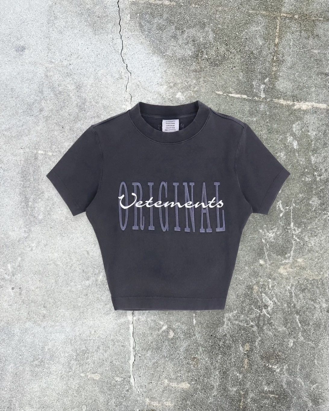 Vetements Vetements Original Logo Cropped T-Shirt Size M / US 6-8 / IT 42-44 - 1 Thumbnail