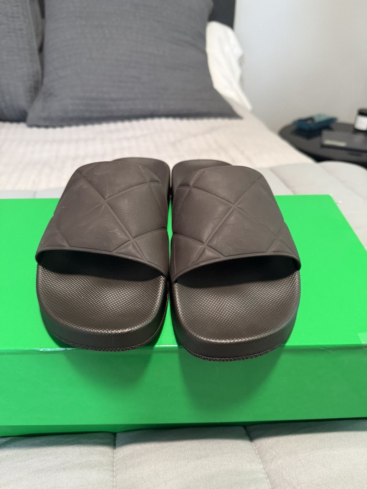Bottega Veneta Bottega Venetta Rubber Slides Brown Size US 7 / EU 40 - 7 Thumbnail
