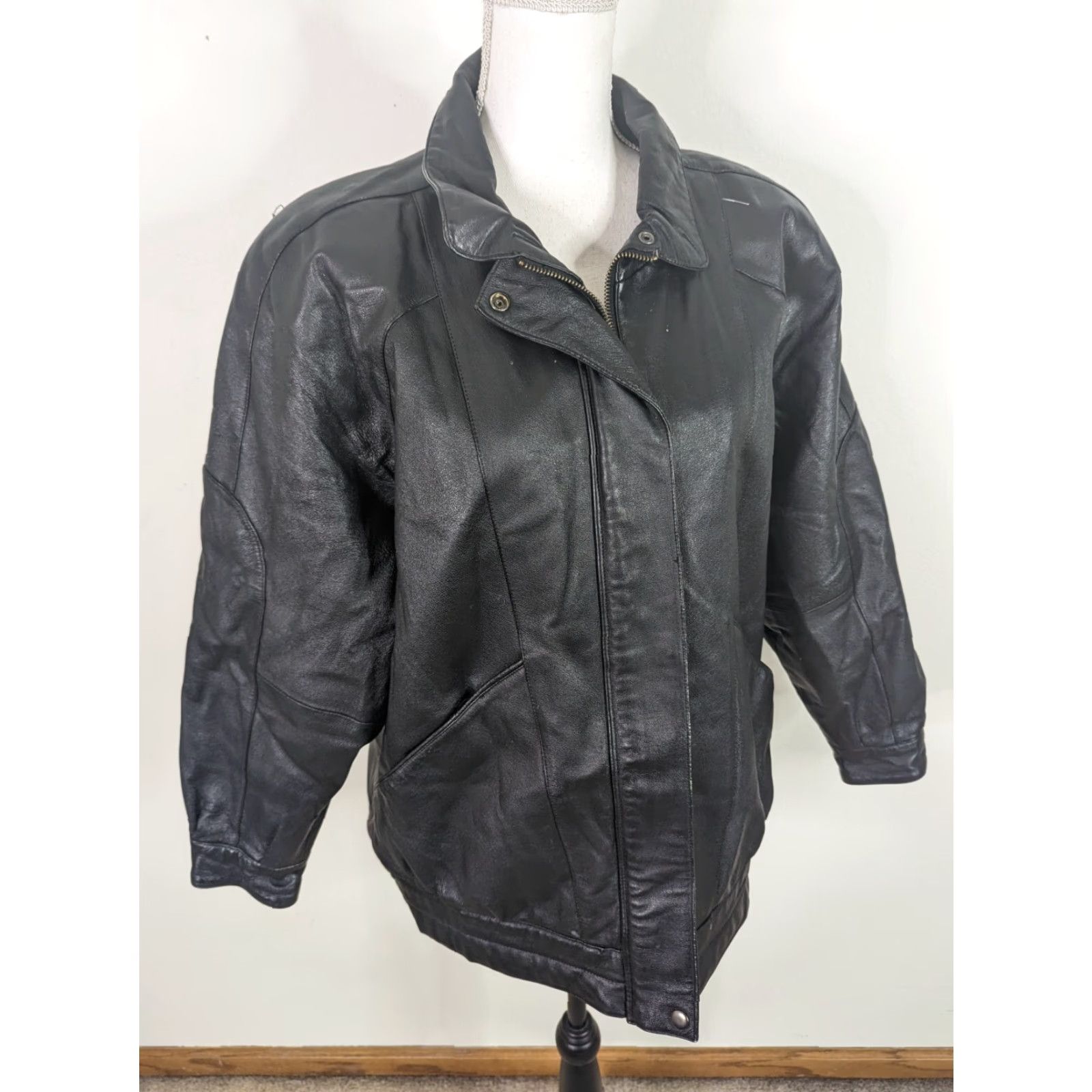Vintage VINTAGE Black Genuine Leather Oversized Bomber Jacket Women's M 90s Relaxed Jacket Size M / US 6-8 / IT 42-44 - 2 Thumbnail