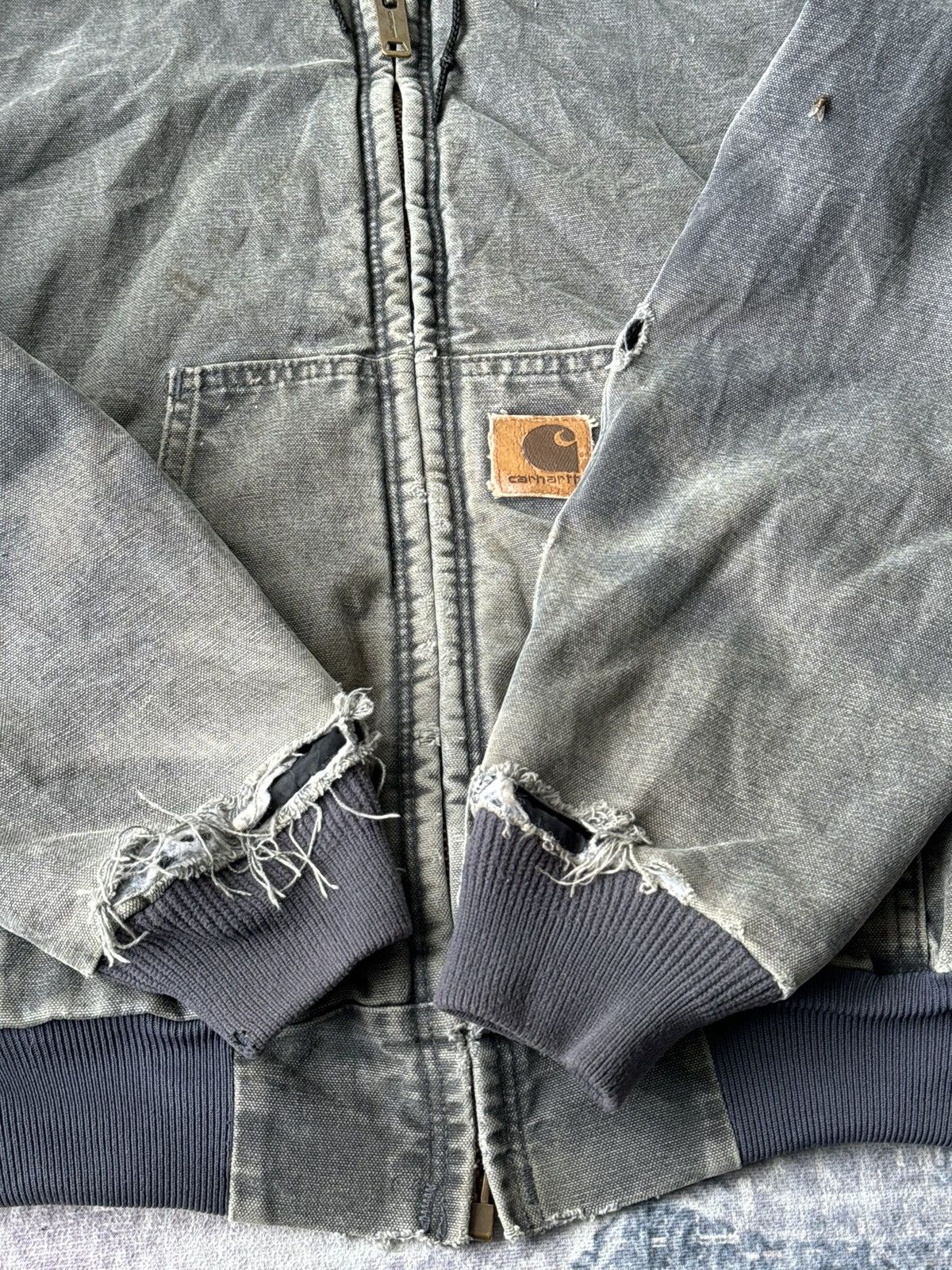 Carhartt × If Six Was Nine × Vintage XX Vintage Carhartt Detroit Distressed Splash Denim Jacket Size US M / EU 48-50 / 2 - 10 Thumbnail
