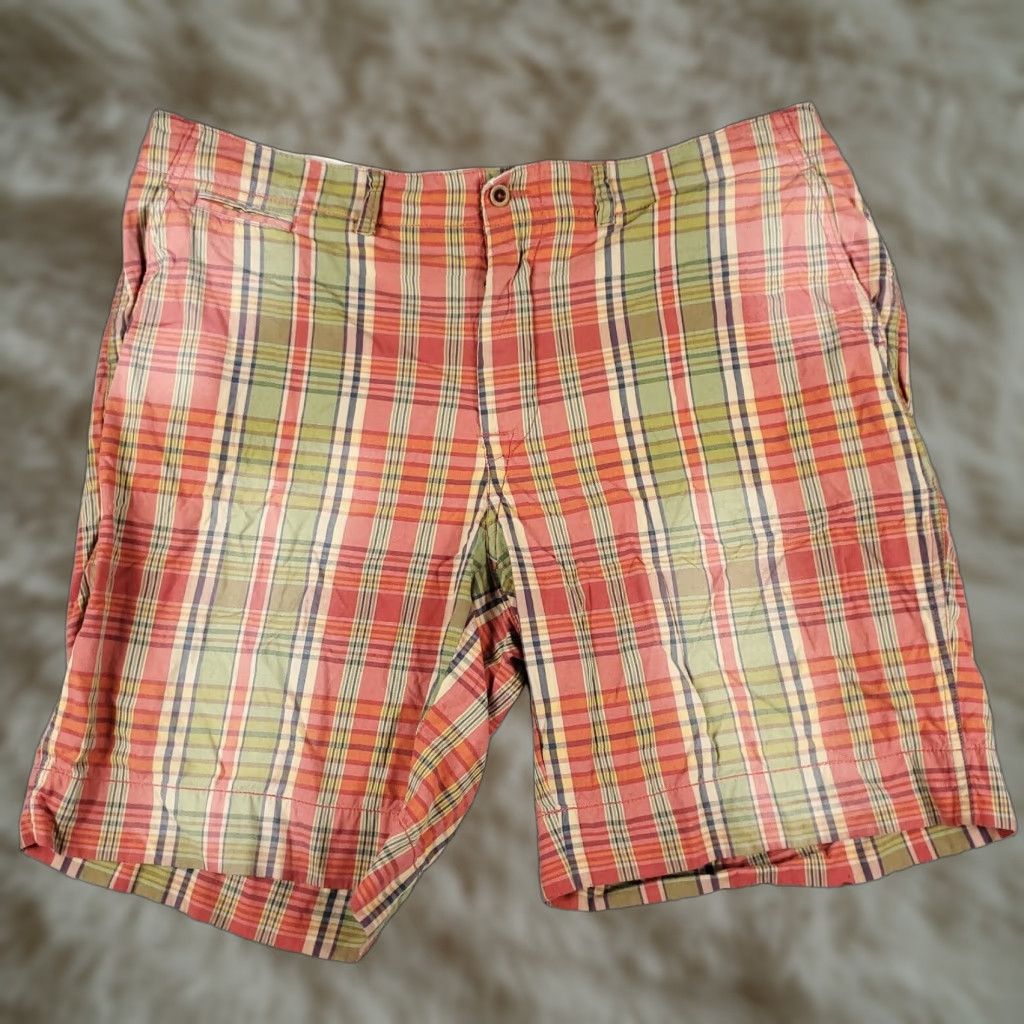 Ralph Lauren VINTAGE Ralph Lauren Shorts Men Size 38 Casual Plaid Flat Front Chino Size US 38 / EU 54 - 1 Thumbnail
