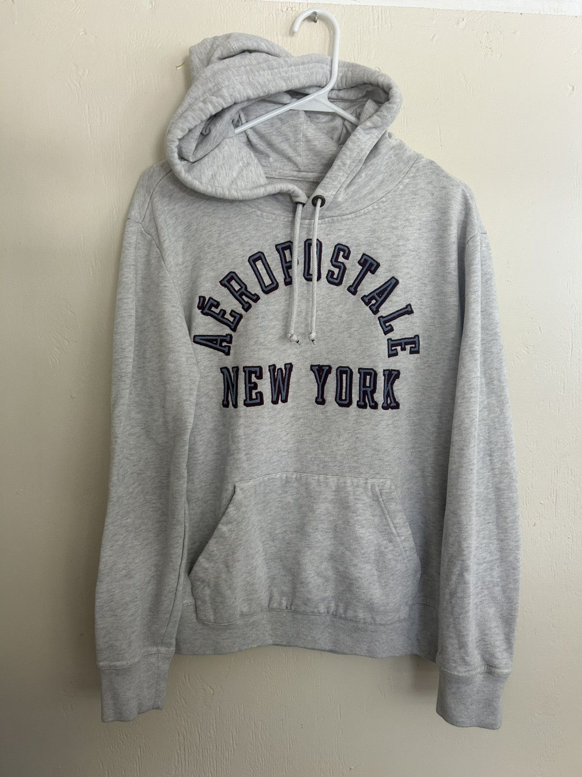 Aeropostale Aeropostale New York Embroidered Grey Hoodie Size US M / EU 48-50 / 2 - 1 Thumbnail