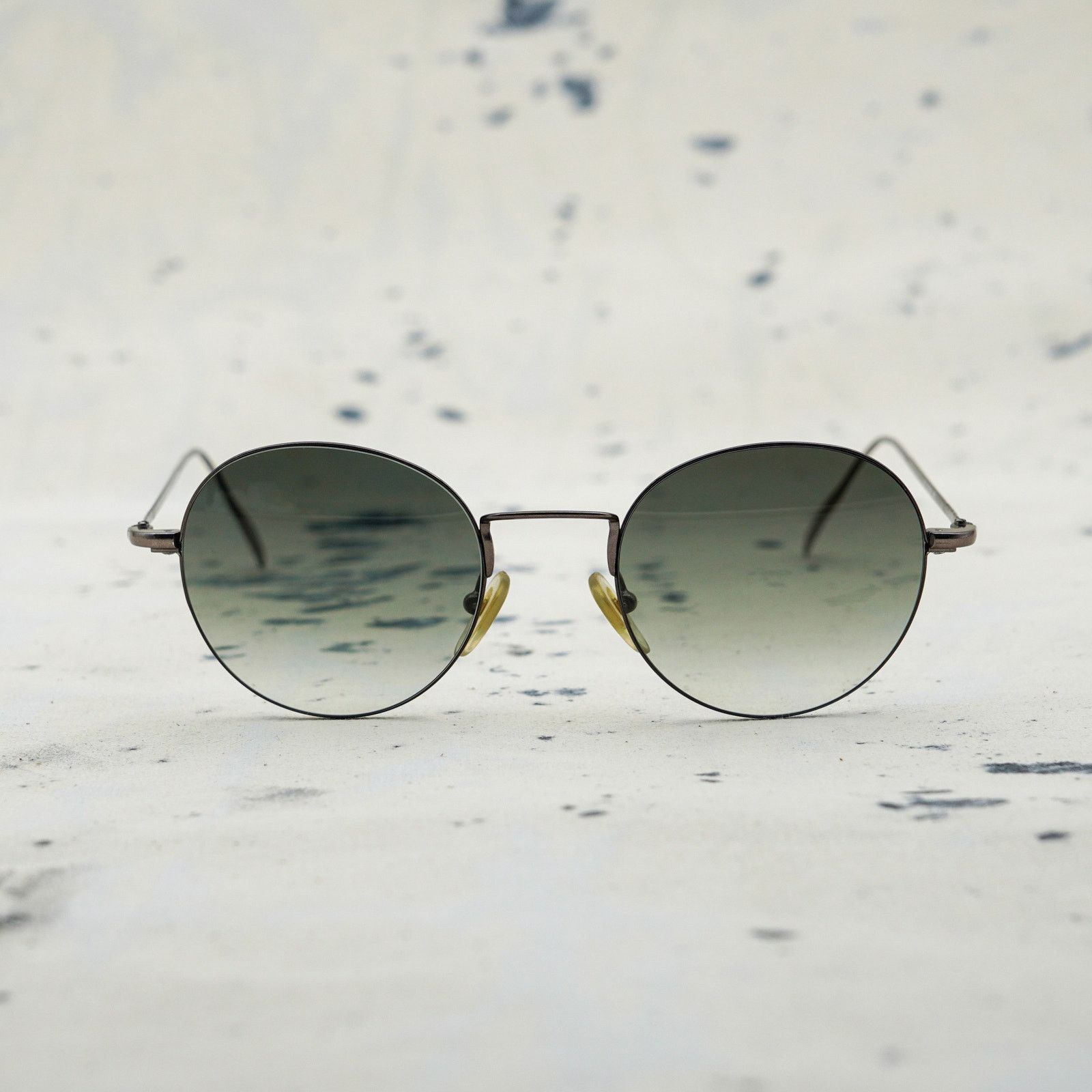 Vintage gucci gg 1299 silver slim gradient round sunglasses