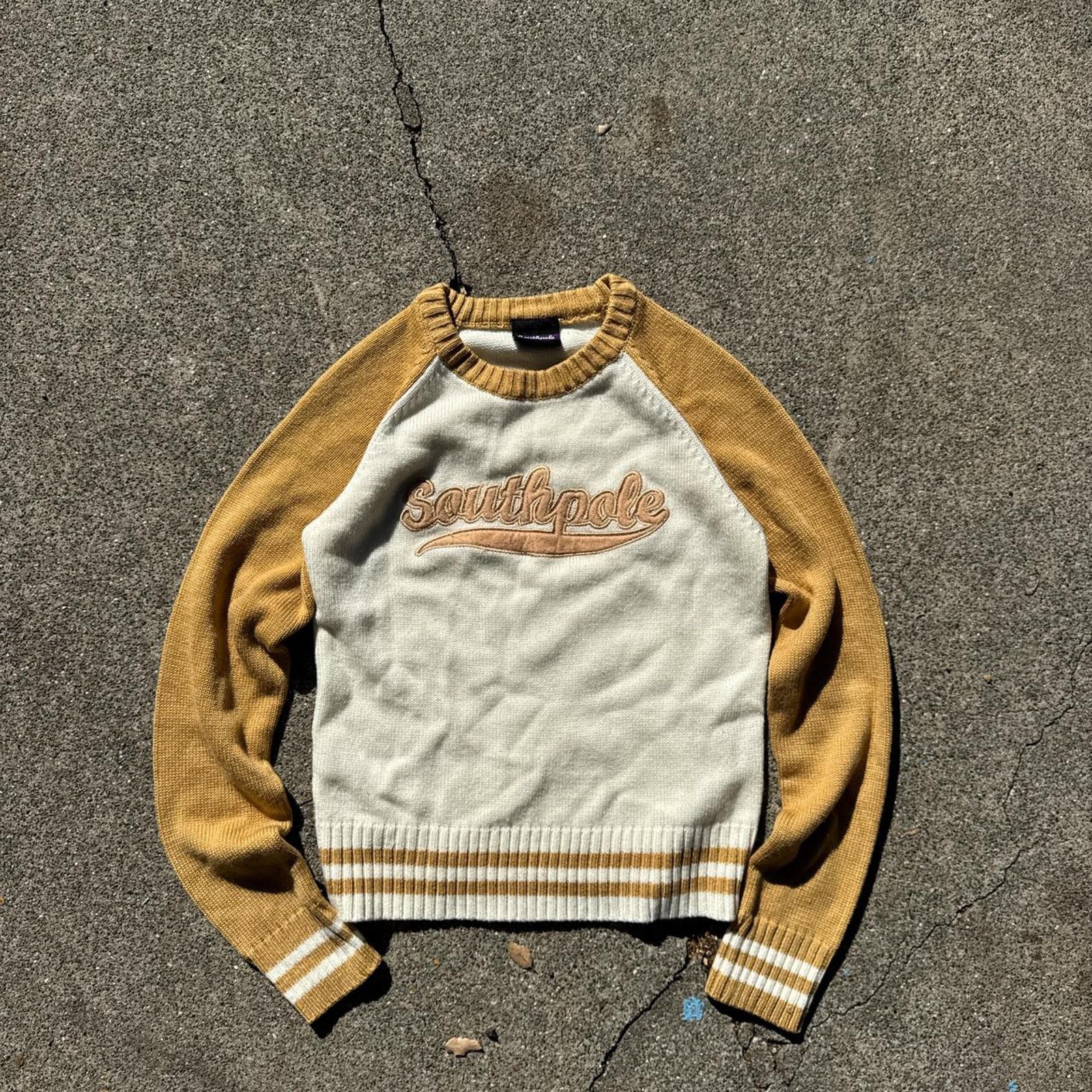 Southpole Vintage Women’s Y2K Southpole Sweater – Size Large Size L / US 10 / IT 46 - 1 Thumbnail