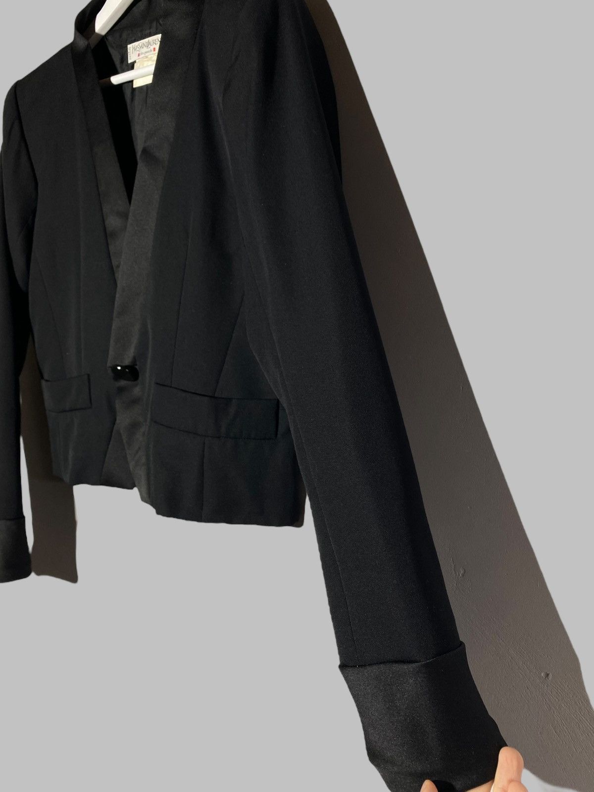 Yves Saint Laurent Vintage 90s Yves Saint Laurent Tuxedo Crop Jacket & Skirt Size L / US 10 / IT 46 - 8 Thumbnail