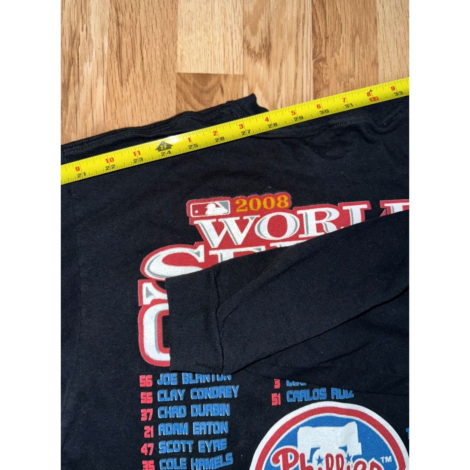 Vintage VINTAGE Philadelphia Phillies World Series Champions Parking Lot LS Shirt Adult Medium Black 2000s Size US M / EU 48-50 / 2 - 5 Thumbnail