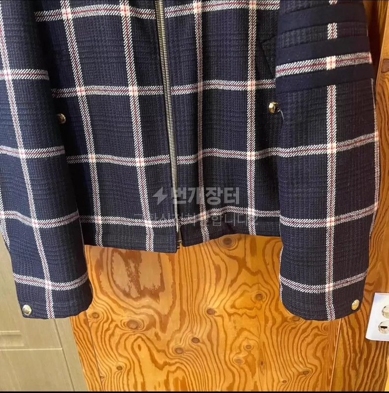 Thom Browne Thom Browne A one-piece coat Size US XL / EU 56 / 4 - 9 Thumbnail
