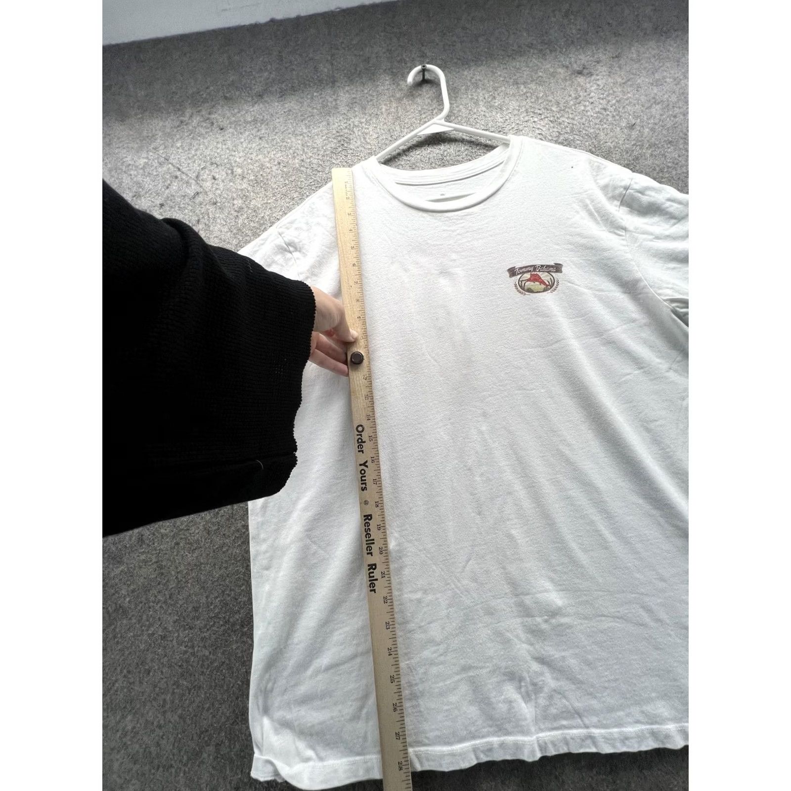 Tommy Bahama Tommy Bahama Shirt Mens XL White Relax Logo Tee Summer Tap Room Vintage EUC Size US XL / EU 56 / 4 - 5 Thumbnail