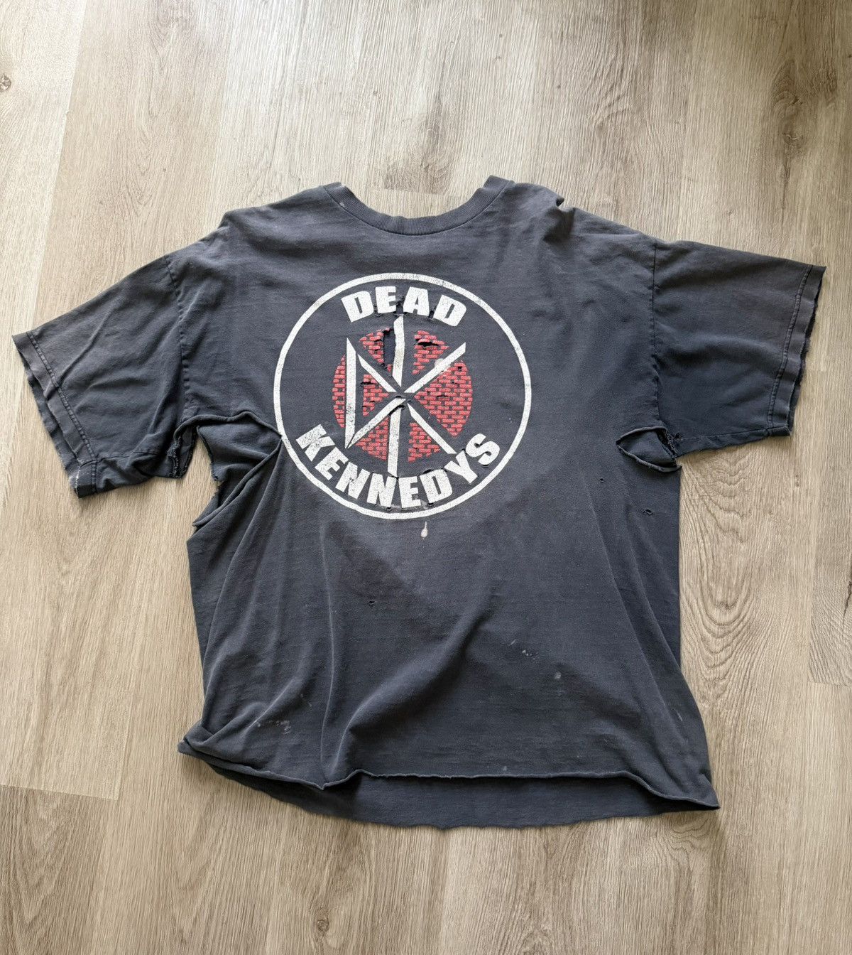 Vintage Dead Kennedy’s Distressed Tee Size US XL / EU 56 / 4 - 1 Thumbnail