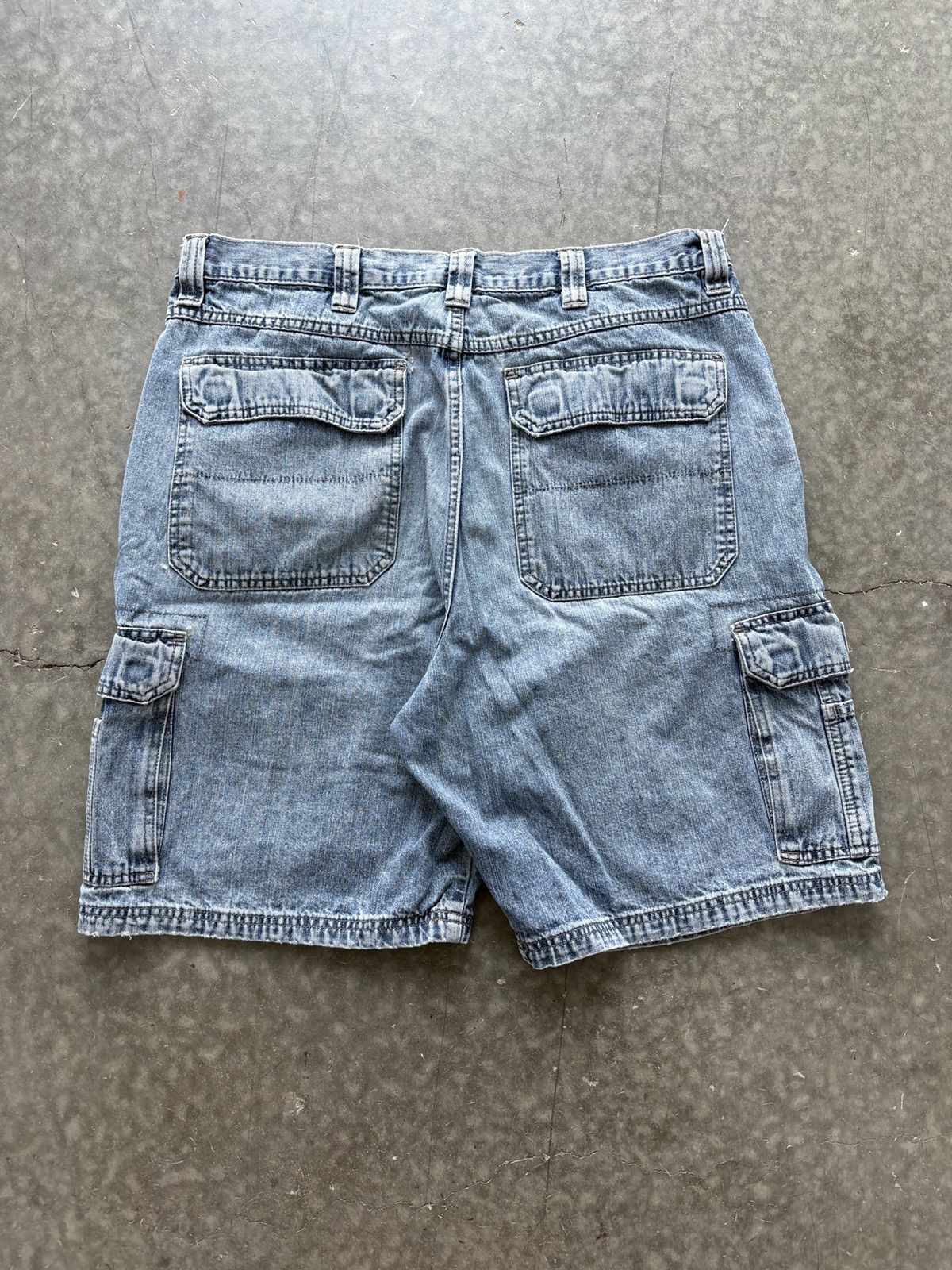 Wrangler Vintage Y2K Wrangler Cargo Jean Shorts Size 36 Distressed Size US 36 / EU 52 - 8 Thumbnail