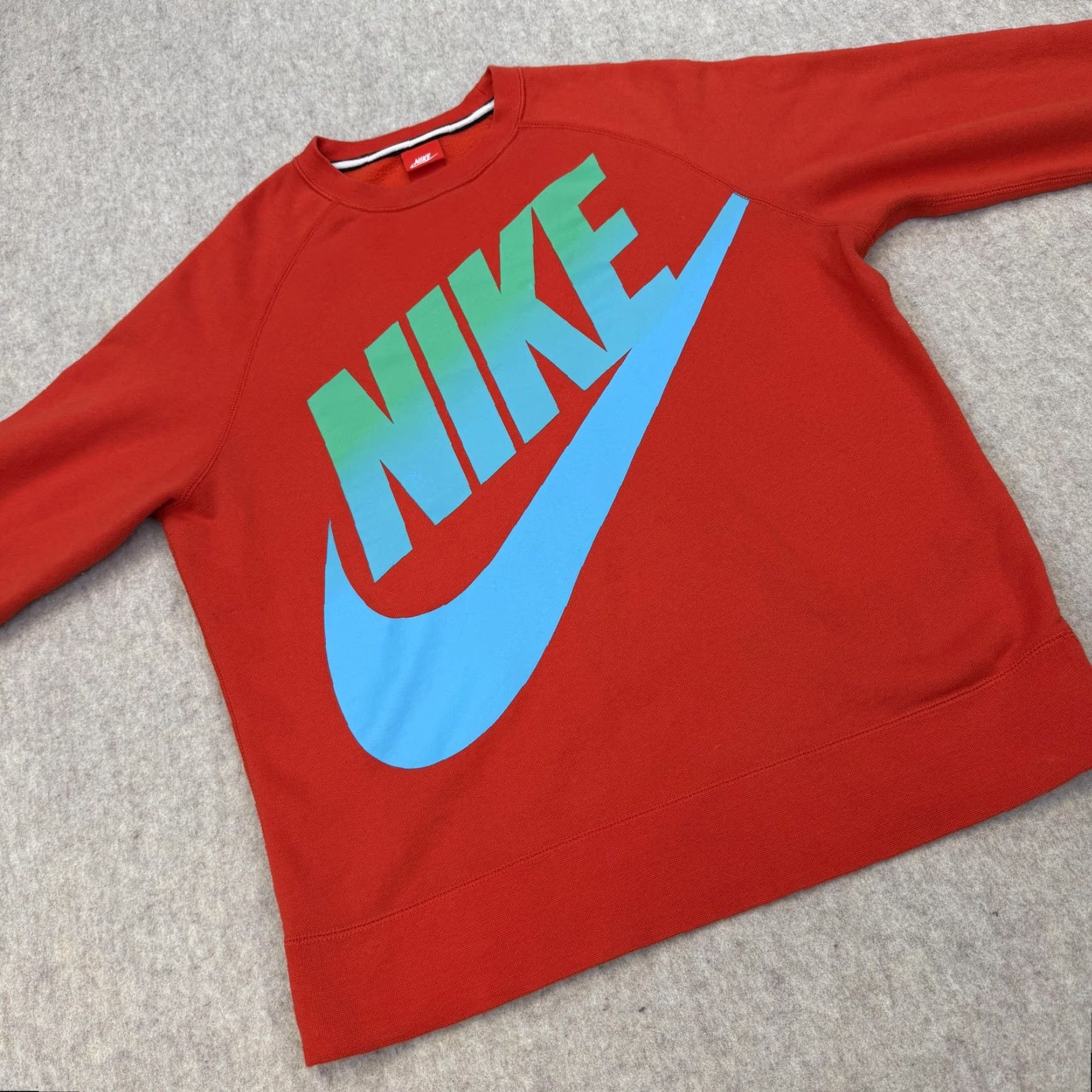 Nike Nike Sweatshirt Mens Large Red Pullover Fleece Big Swoosh Logo Crewneck Athletic Size US L / EU 52-54 / 3 - 3 Thumbnail