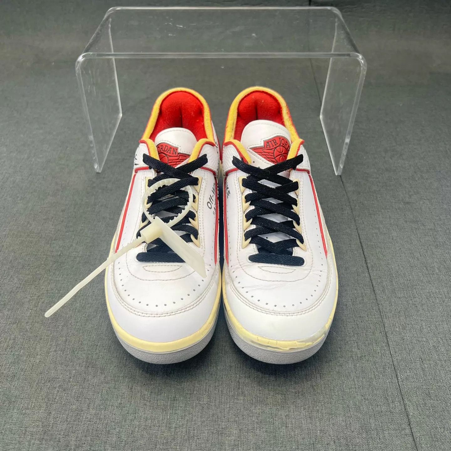 Off-White Off-White x AJ2 Chicago White Red 40.5 Size US 10.5 / EU 43-44 - 4 Thumbnail