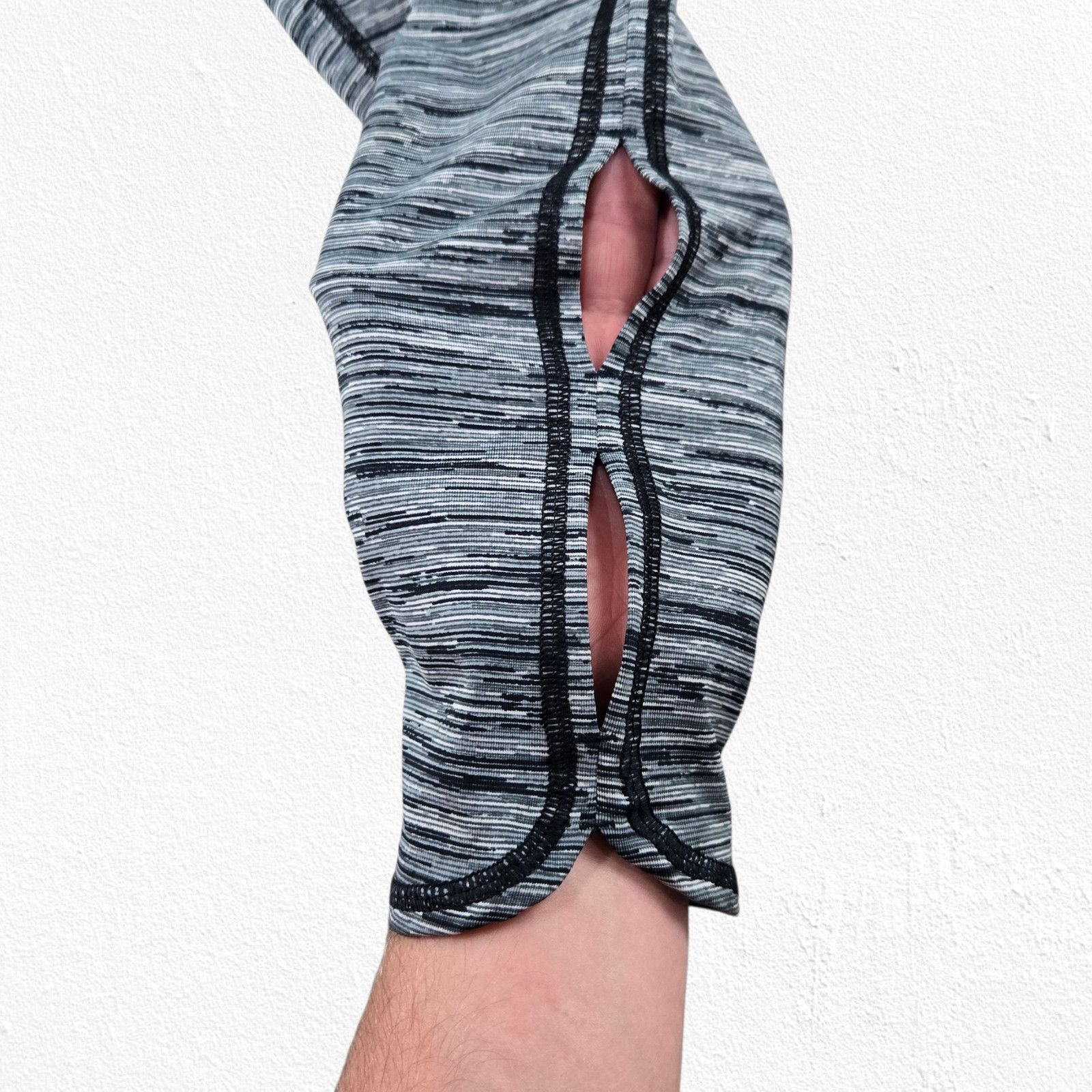 Other Aerie Gray Black Space Dye Cropped Leggings Size Medium Size 28" / US 6 / IT 42 - 3 Thumbnail