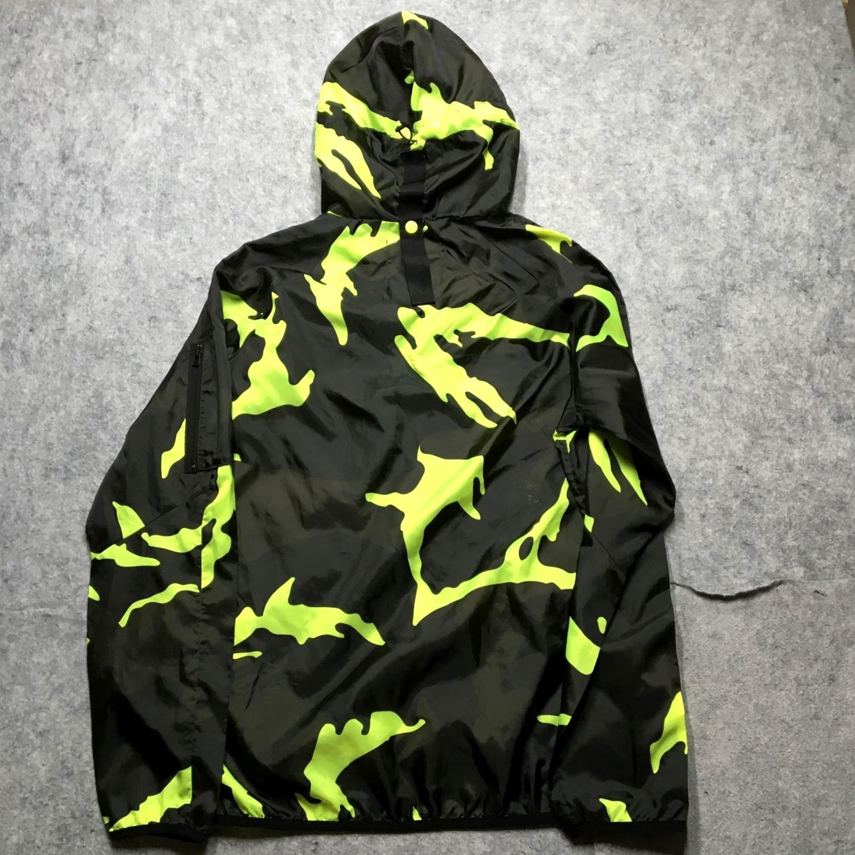 Vintage G-Star RAW STRT HDD OVERSHIRT Jacket Men L Black Neon Camo Hooded Lightweight Windbreaker Zip Pockets Size US L / EU 52-54 / 3 - 7 Thumbnail