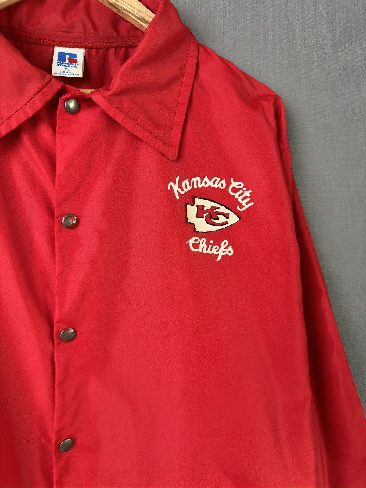 Russell Athletic Vintage Russel Athletic Kansas City Chiefs Coach Jacket Size US XL / EU 56 / 4 - 8 Thumbnail
