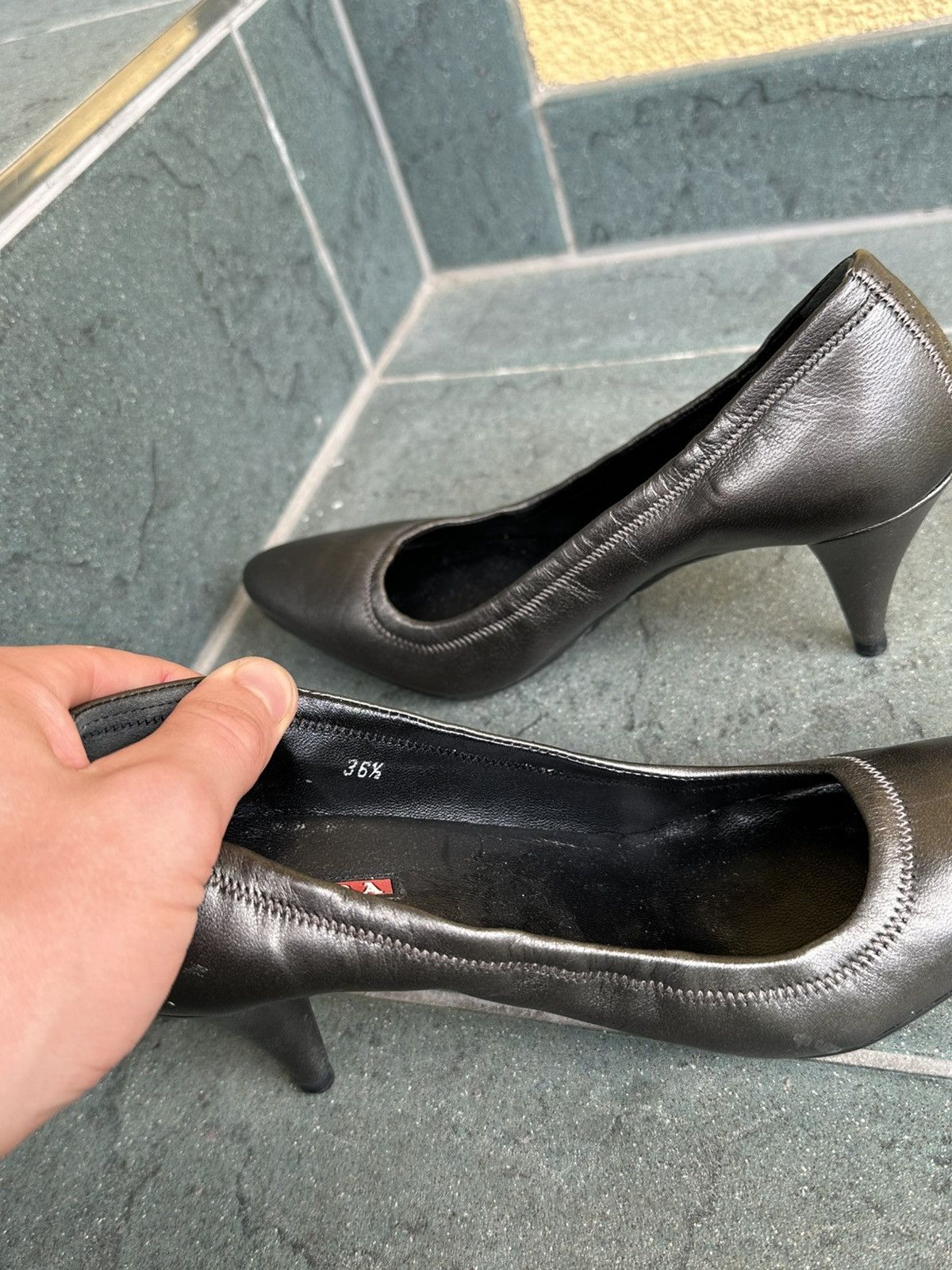 Prada Prada Heels Pumps Gray Vintage Rare Leather size 36,5 US-6 Size US 6 / IT 36 - 16 Thumbnail