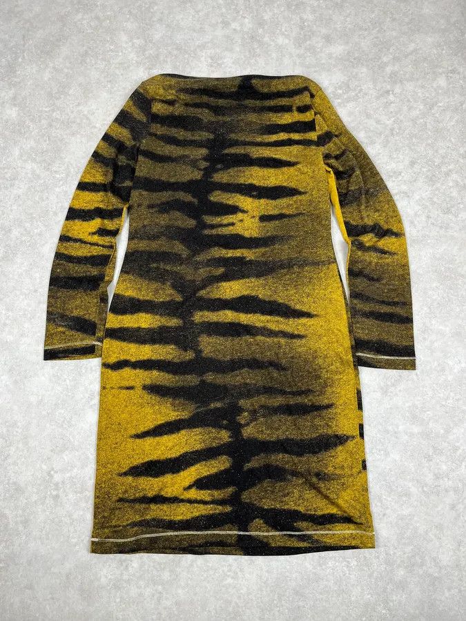 Roberto Cavalli FW2000 Roberto Cavalli Savage Tiger Dress Size M / US 6-8 / IT 42-44 - 6 Thumbnail