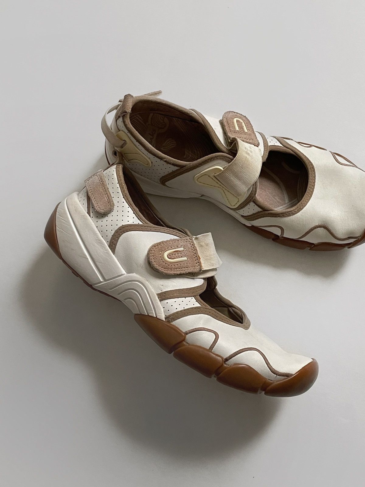 Clarks × Japanese Brand Clarks ninja low-top sneakers Japanese style Size US 6 / IT 36 - 2 Thumbnail