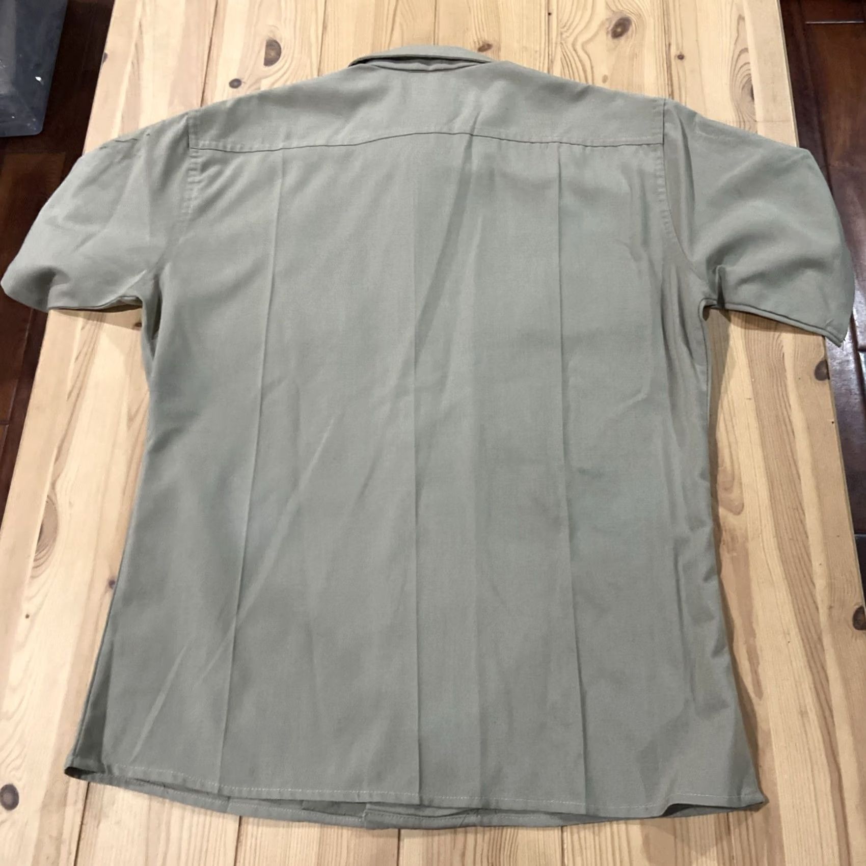 Vintage VINTAGE Long Beach Uniform Co. Motion Picture Co Tan Button Down Work Shirt M Men's Beige Short Sleeve Beach 90s? Size US M / EU 48-50 / 2 - 5 Thumbnail
