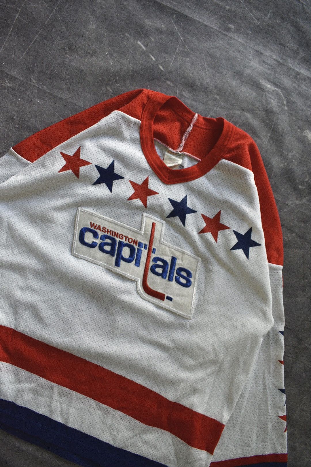 Ccm × Vintage Vintage 90s Washington Capitals Pete Peeters CCM Jersey (L) Size US L / EU 52-54 / 3 - 4 Thumbnail