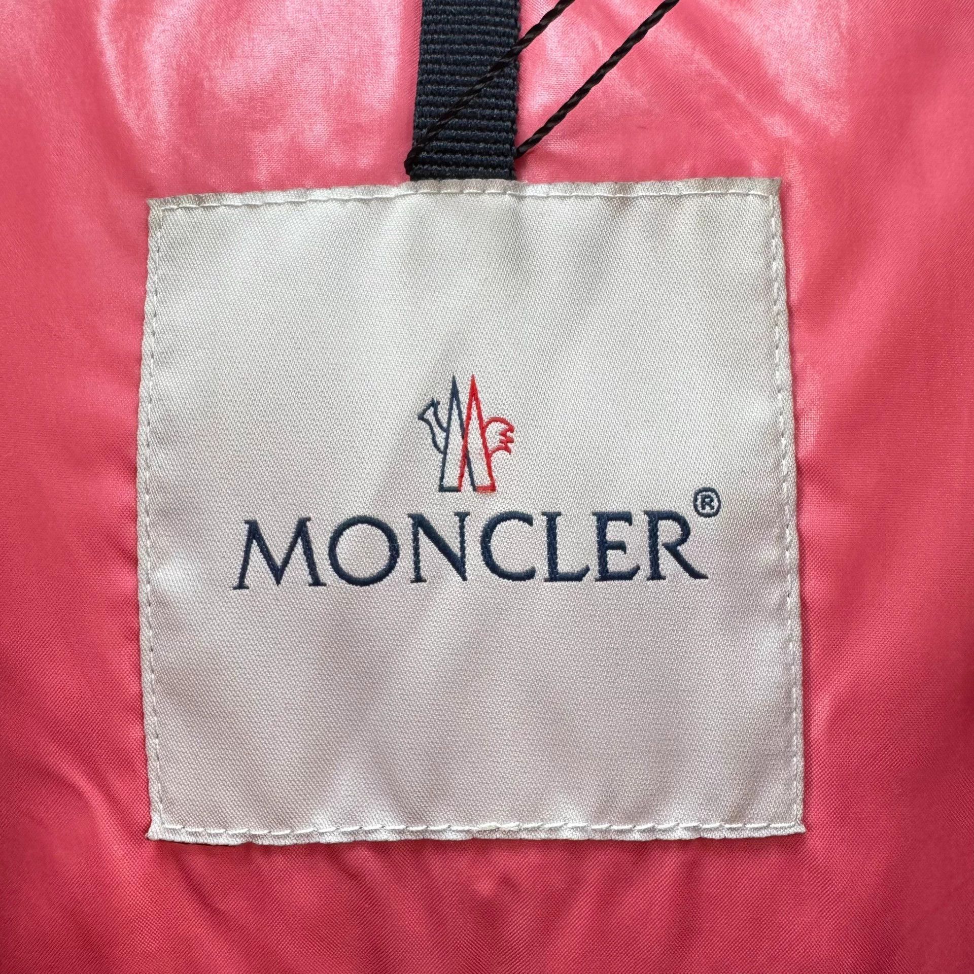 Moncler Moncler Embroidered Logo Puffer Jacket 0 98 New Size US S / EU 44-46 / 1 - 6 Thumbnail
