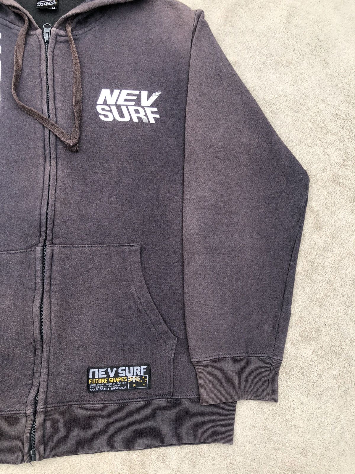 Vintage Vintage 90s Nev Surfboards Australia Sunfaded Hoodie Size US M / EU 48-50 / 2 - 5 Thumbnail