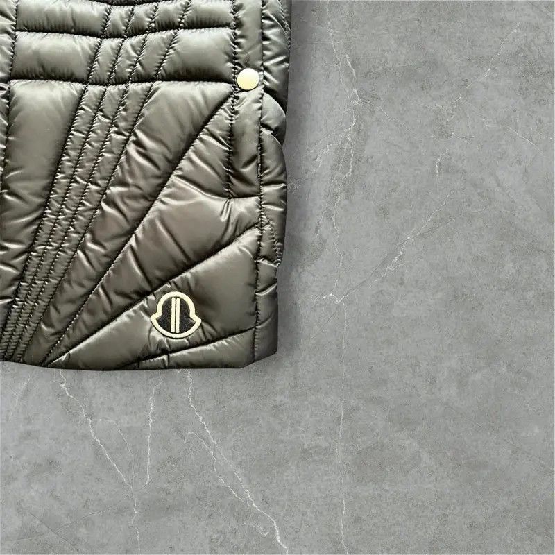 Moncler × Rick Owens Rick Owens Moncler x Megapenta Flight Down Vest Size 1 *New* Size US S / EU 44-46 / 1 - 3 Thumbnail